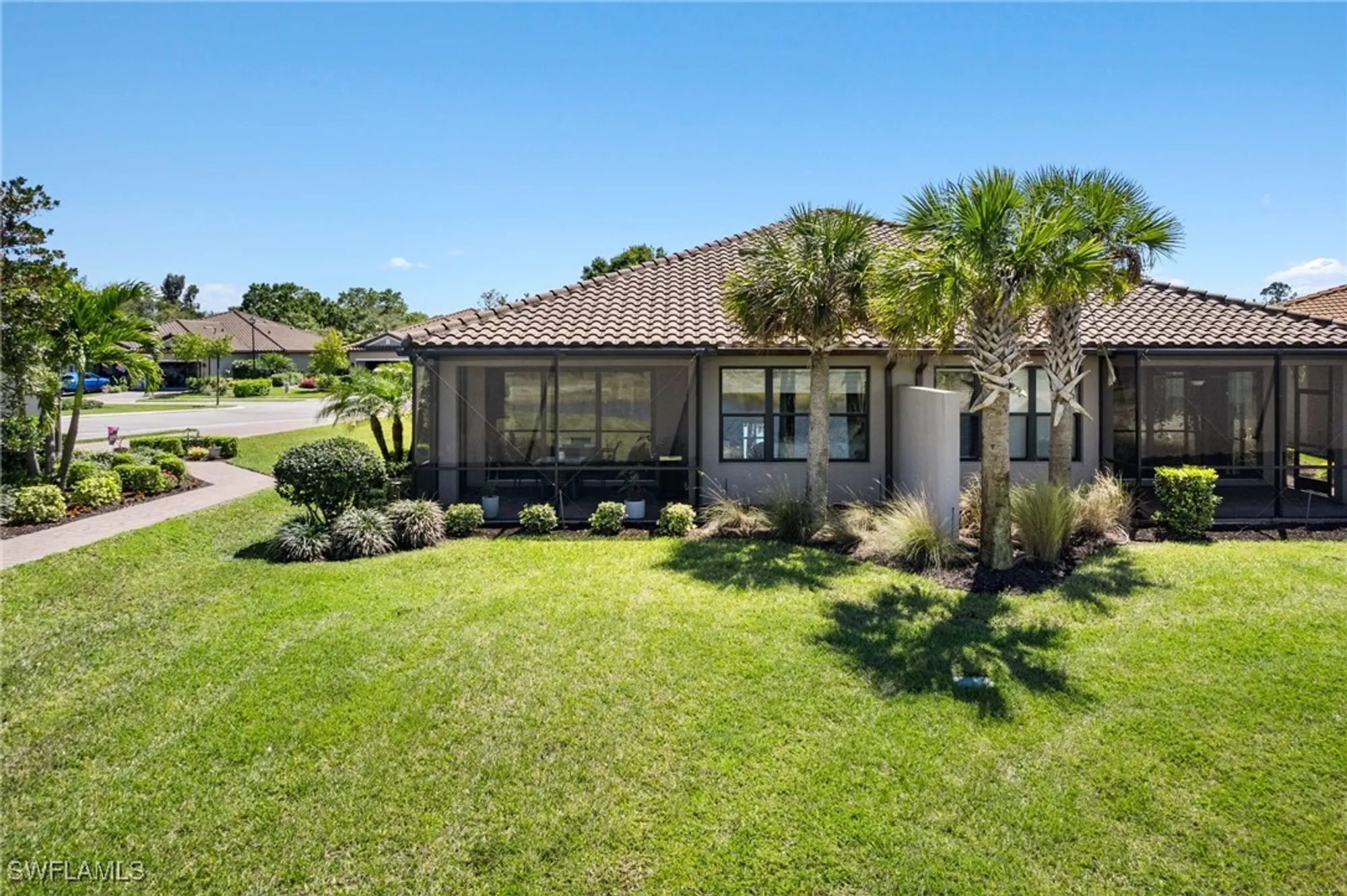 Property Slideshow image 27 of 40 | 8021 calle canovas ct, Naples, FL, 34114