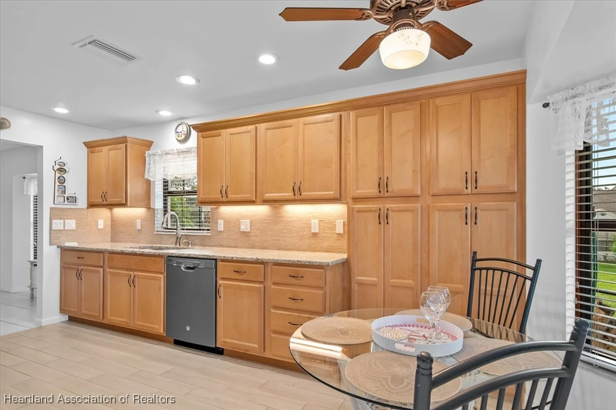 Property Slideshow image 15 of 36 | 7 maplewood ct, Lake Placid, FL, 33852