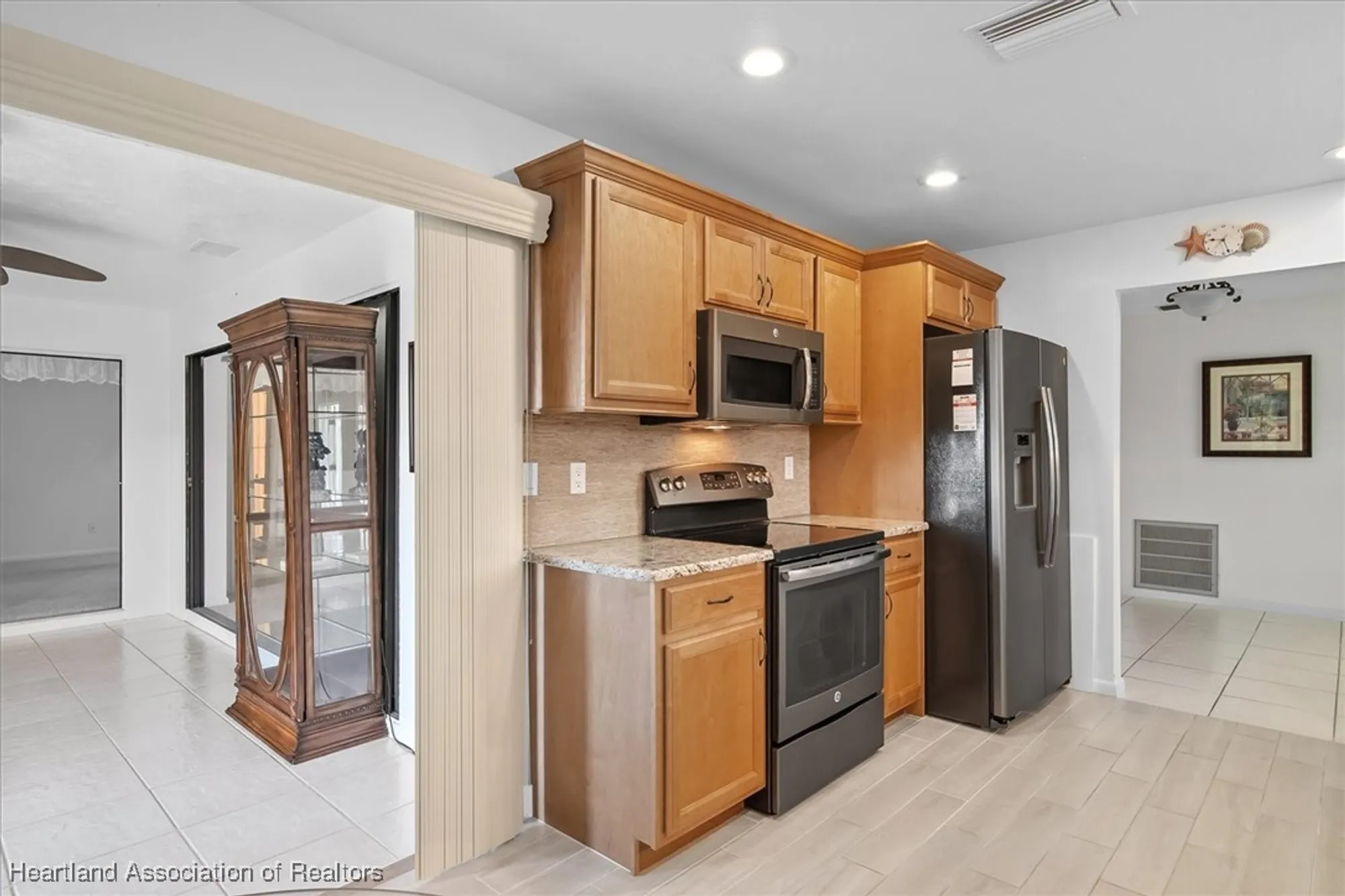 Property Slideshow image 16 of 36 | 7 maplewood ct, Lake Placid, FL, 33852