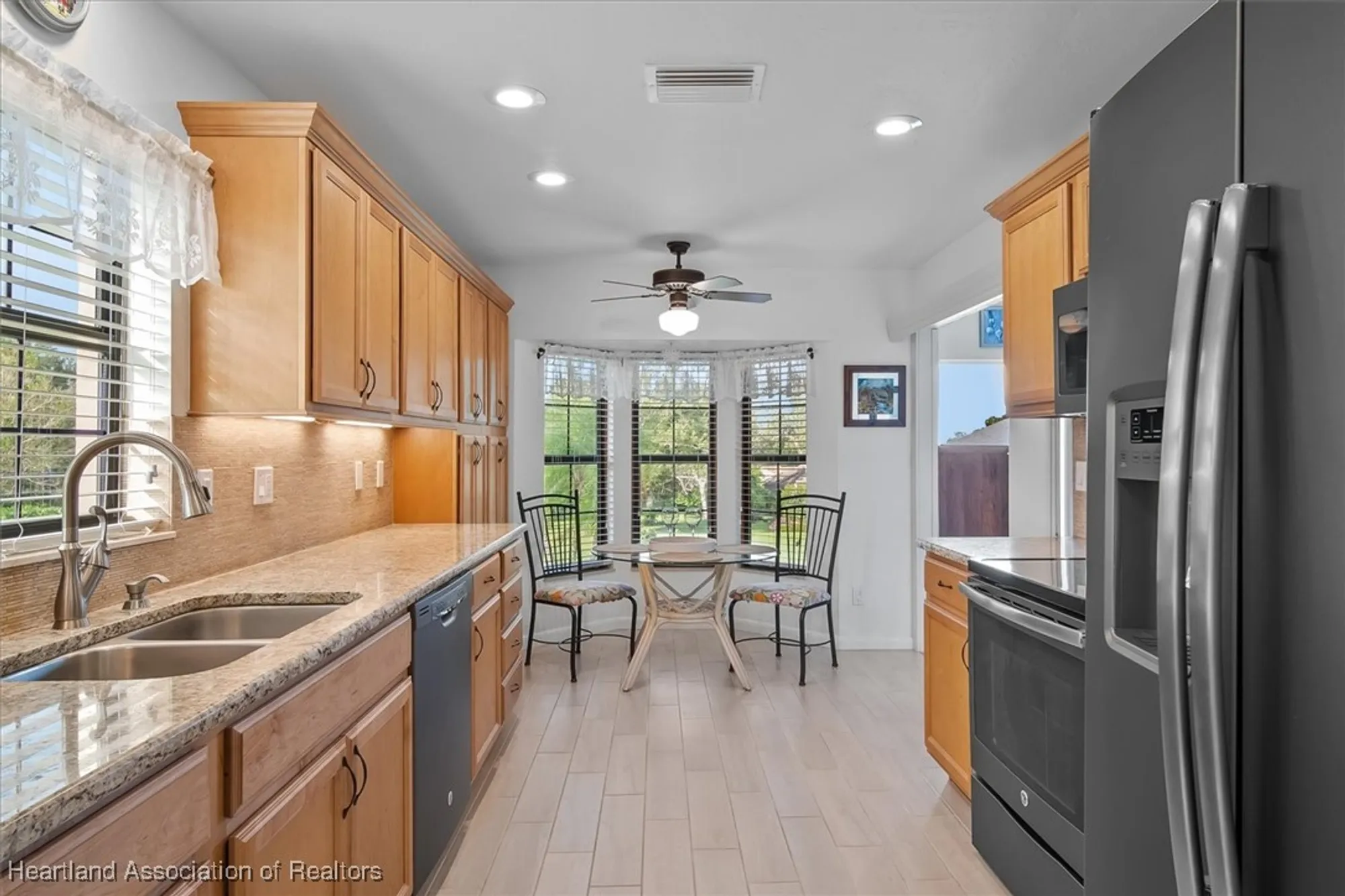 Property Slideshow image 13 of 36 | 7 maplewood ct, Lake Placid, FL, 33852