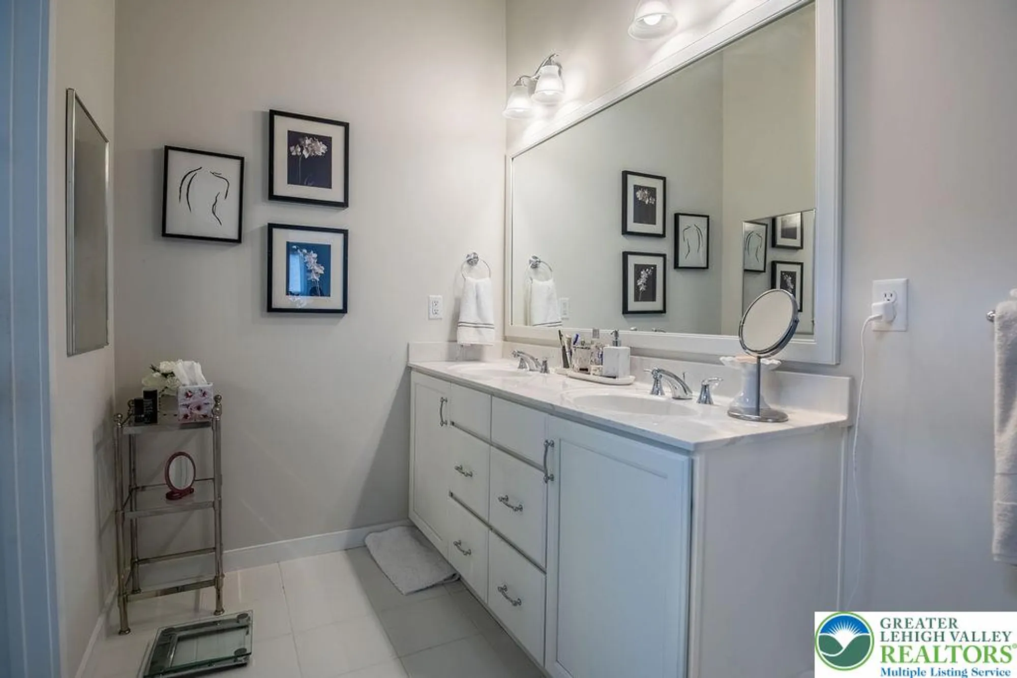 Property Slideshow image 16 of 45 | 6822 sycamore dr, Bath, PA, 18014