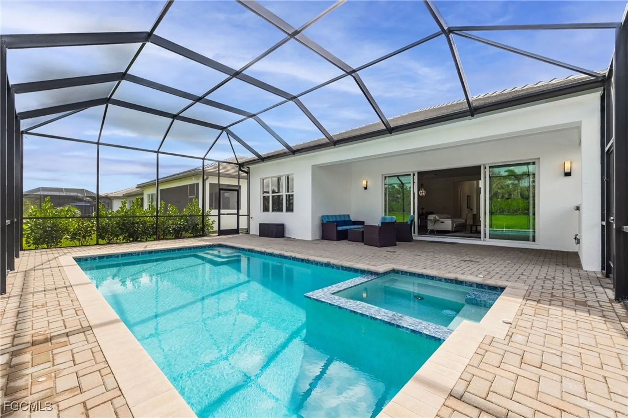 Property Slideshow image 16 of 34 | 12341 dahlia ct, Naples, FL, 34120