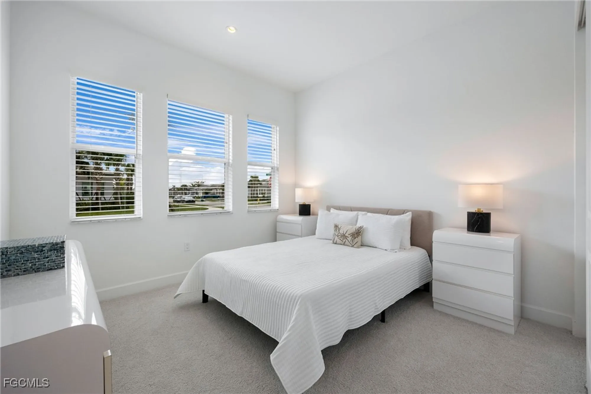 Property Slideshow image 12 of 34 | 12341 dahlia ct, Naples, FL, 34120