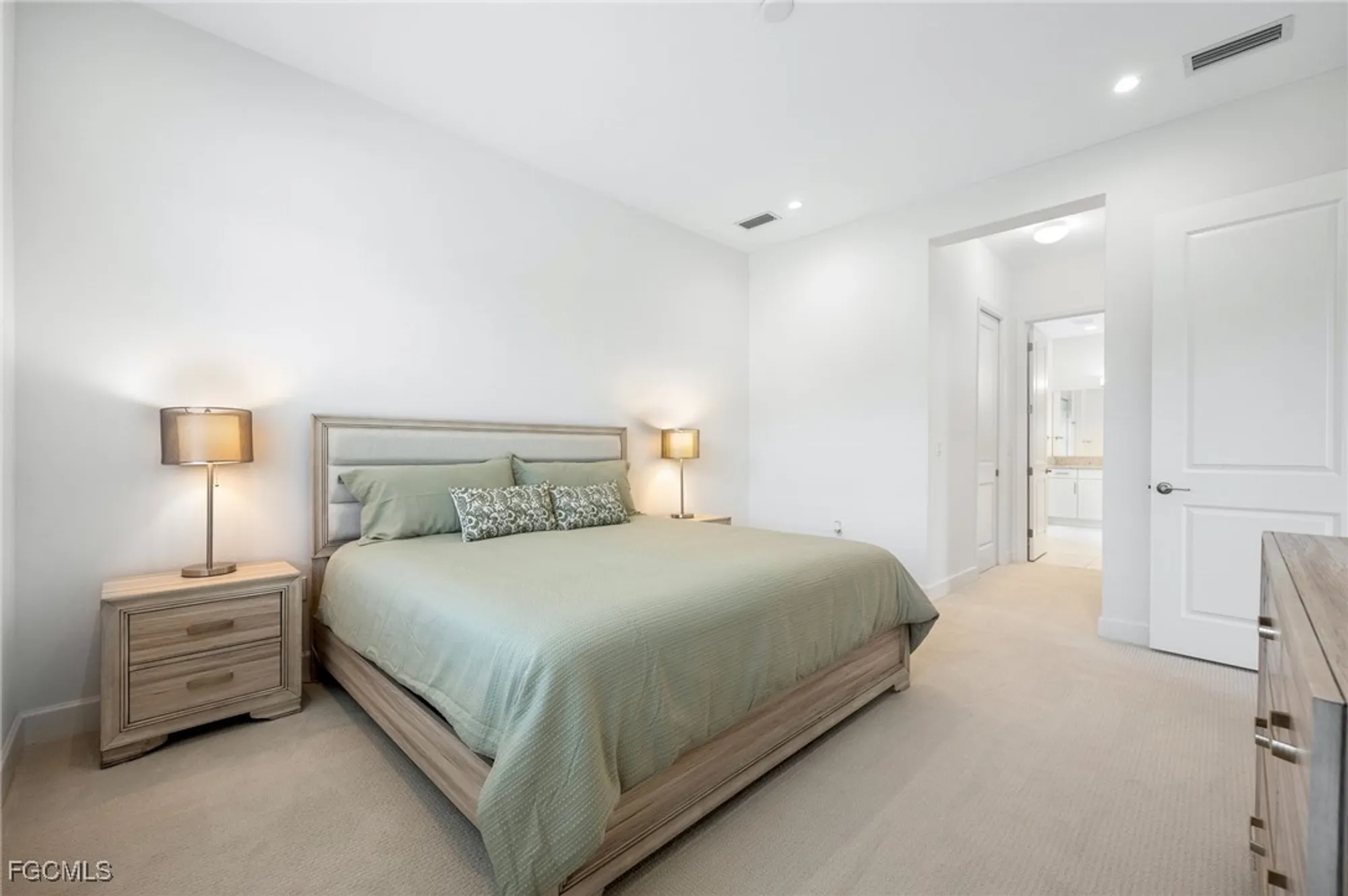 Property Slideshow image 8 of 34 | 12341 dahlia ct, Naples, FL, 34120