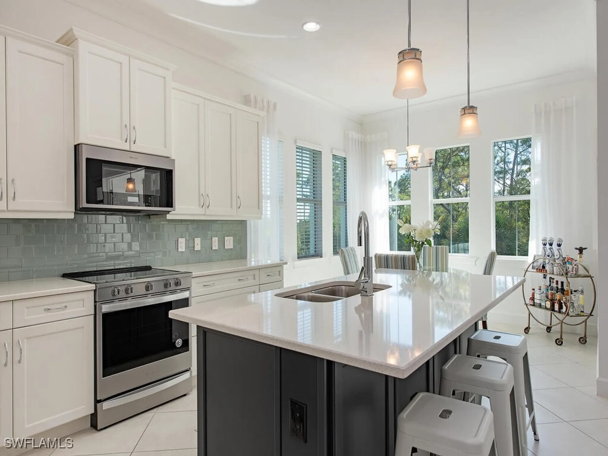 Property Slideshow image 9 of 31 | 6544 dominica dr 202, Naples, FL, 34113