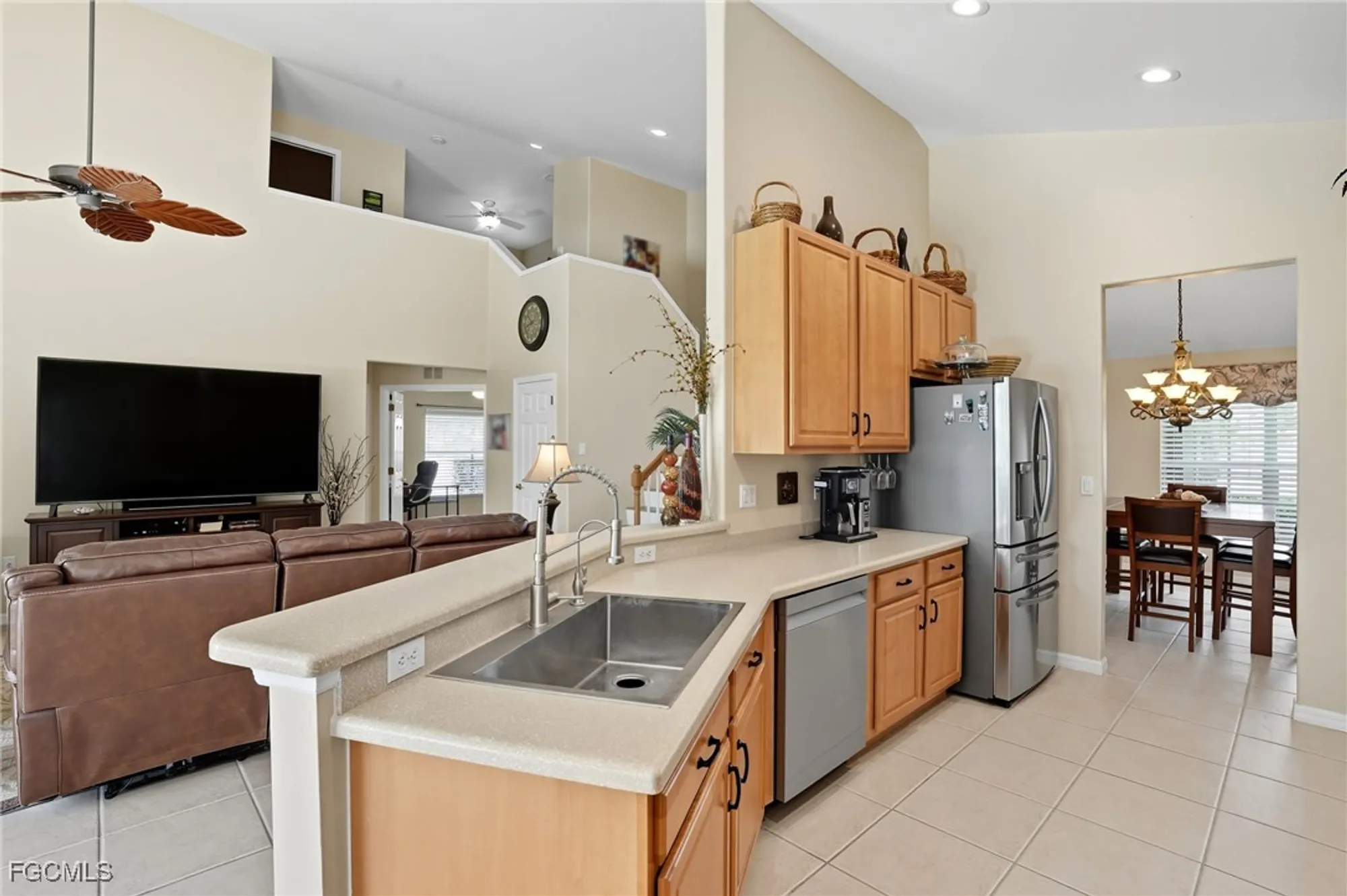 Property Slideshow image 16 of 50 | 9104 shadow glen way, Fort Myers, FL, 33913