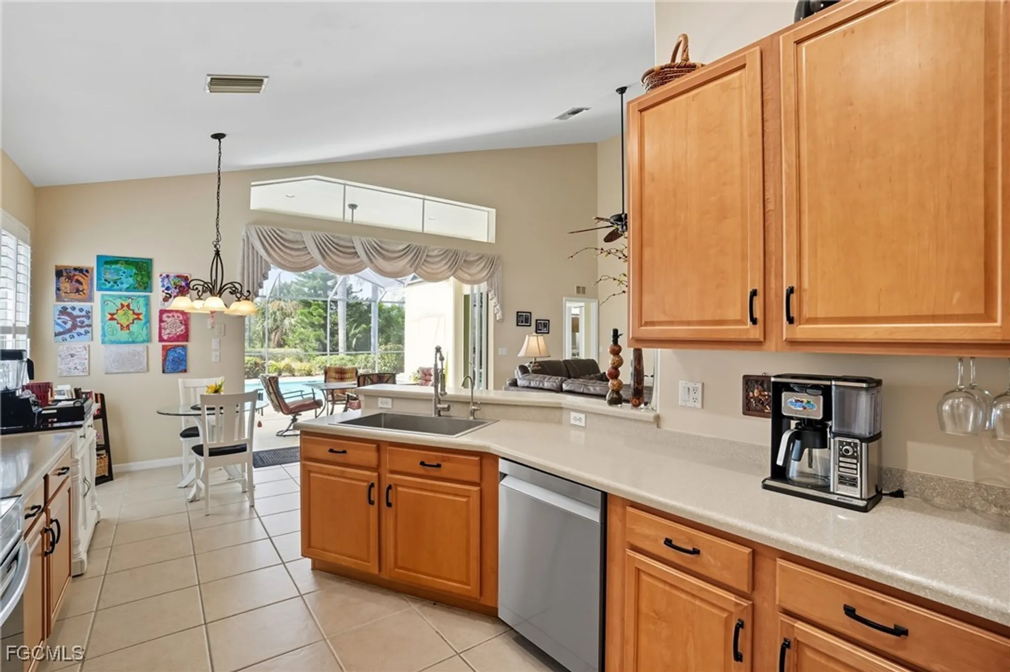 Property Slideshow image 18 of 50 | 9104 shadow glen way, Fort Myers, FL, 33913