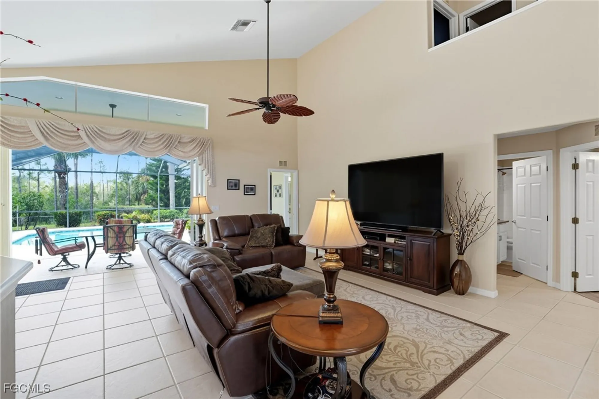 Property Slideshow image 11 of 50 | 9104 shadow glen way, Fort Myers, FL, 33913