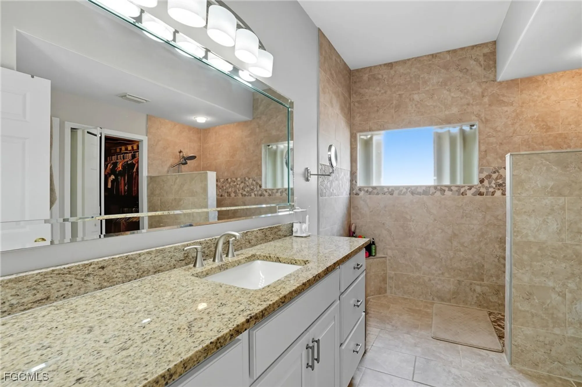 Property Slideshow image 22 of 50 | 9104 shadow glen way, Fort Myers, FL, 33913