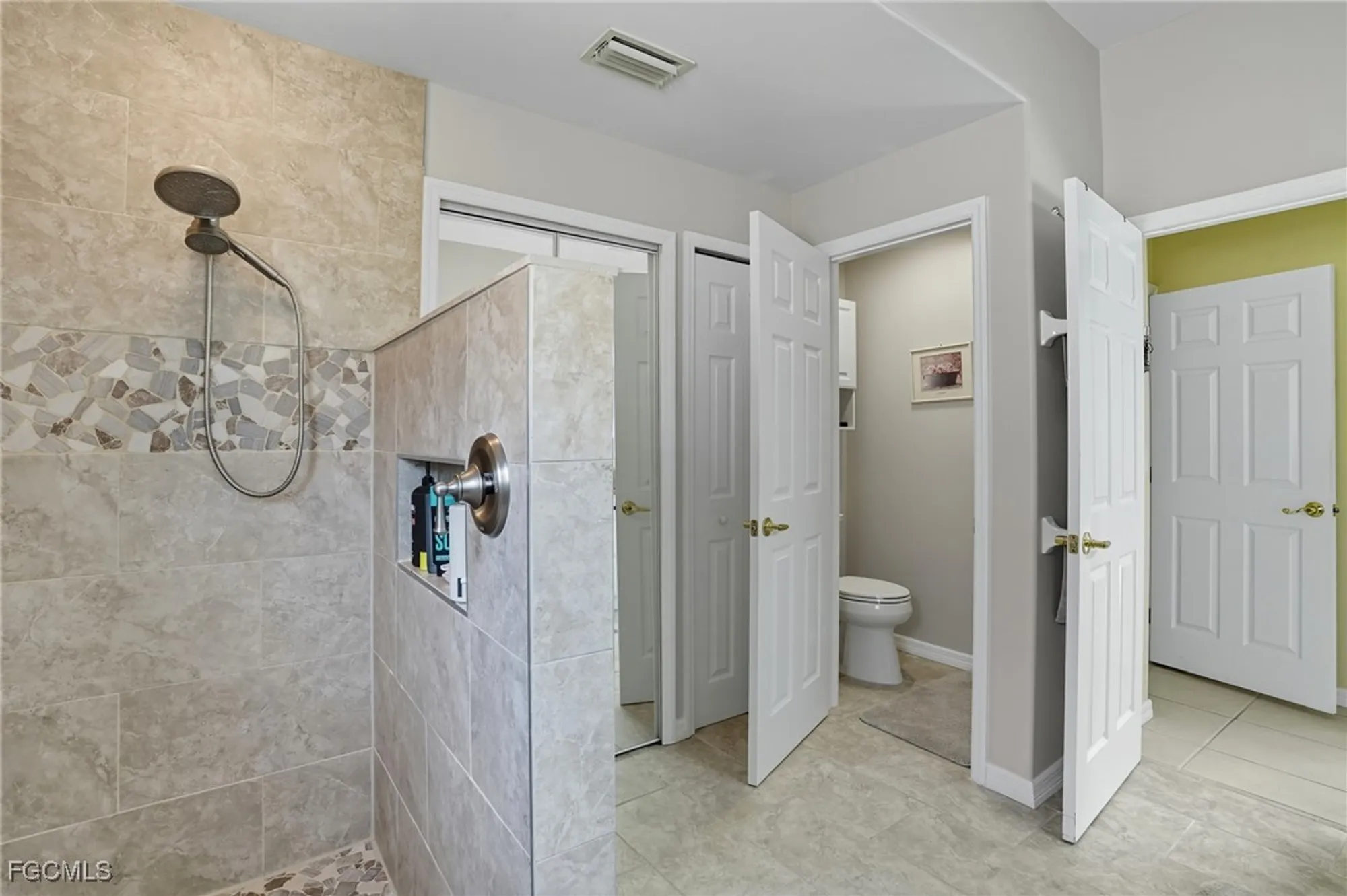 Property Slideshow image 23 of 50 | 9104 shadow glen way, Fort Myers, FL, 33913