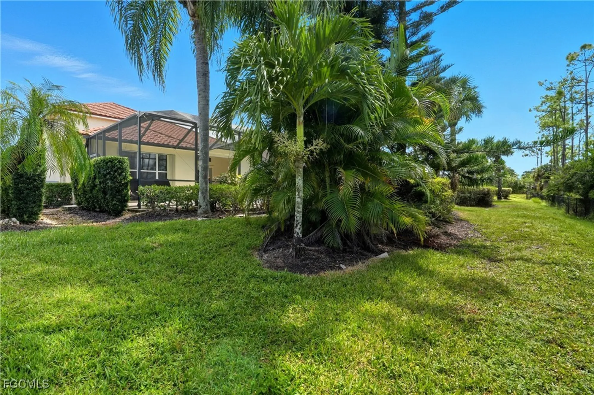 Property Slideshow image 36 of 50 | 9104 shadow glen way, Fort Myers, FL, 33913