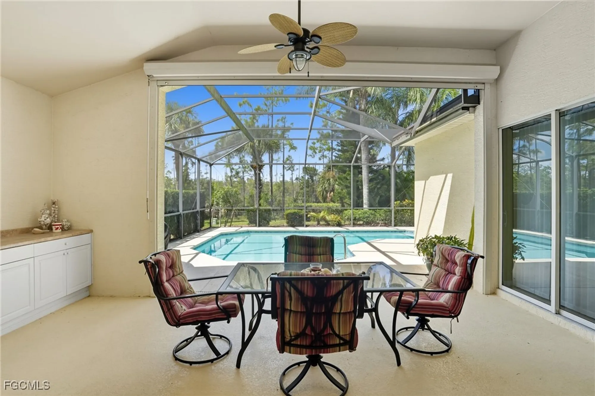 Property Slideshow image 32 of 50 | 9104 shadow glen way, Fort Myers, FL, 33913