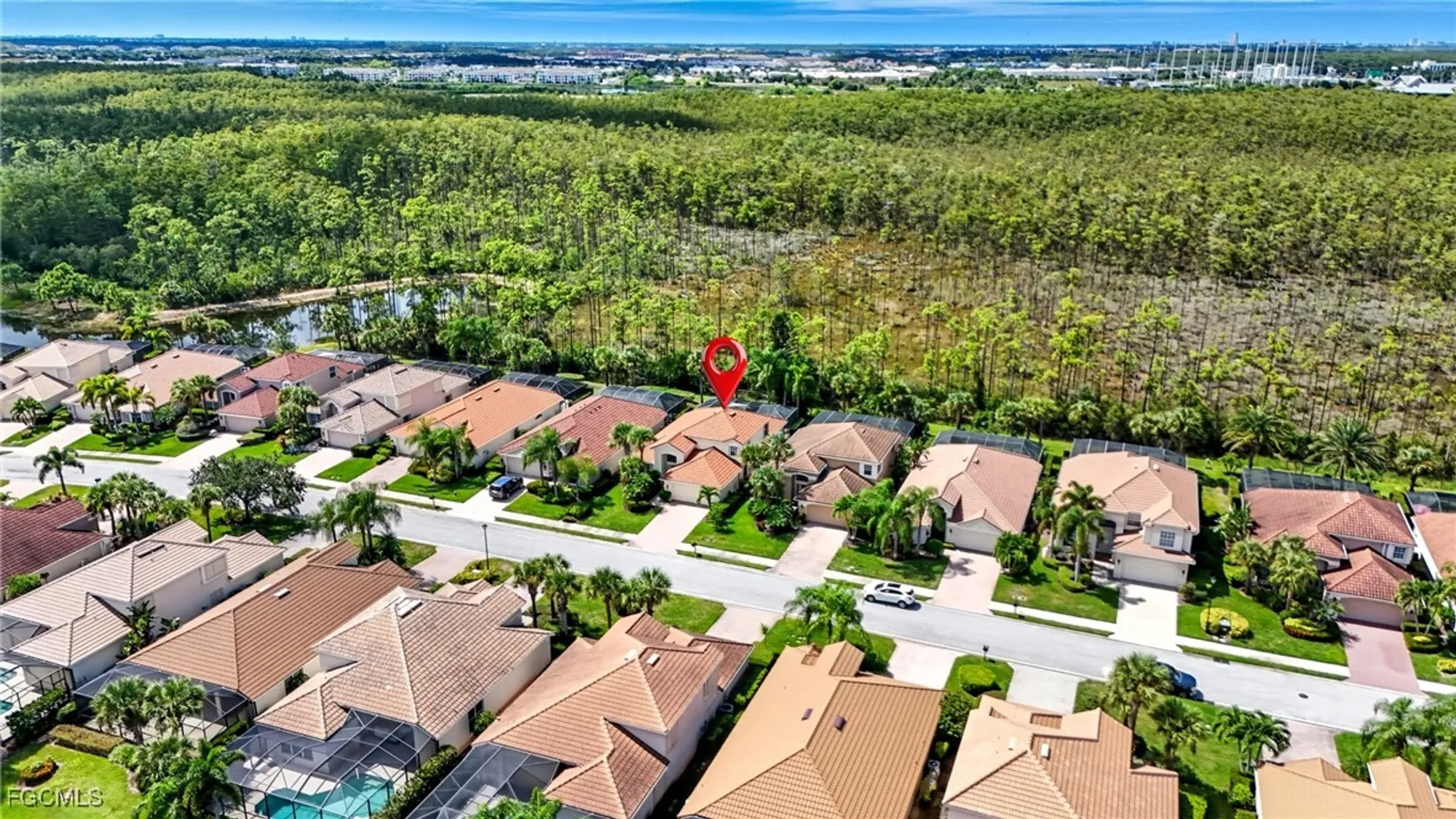 Property Slideshow image 7 of 50 | 9104 shadow glen way, Fort Myers, FL, 33913