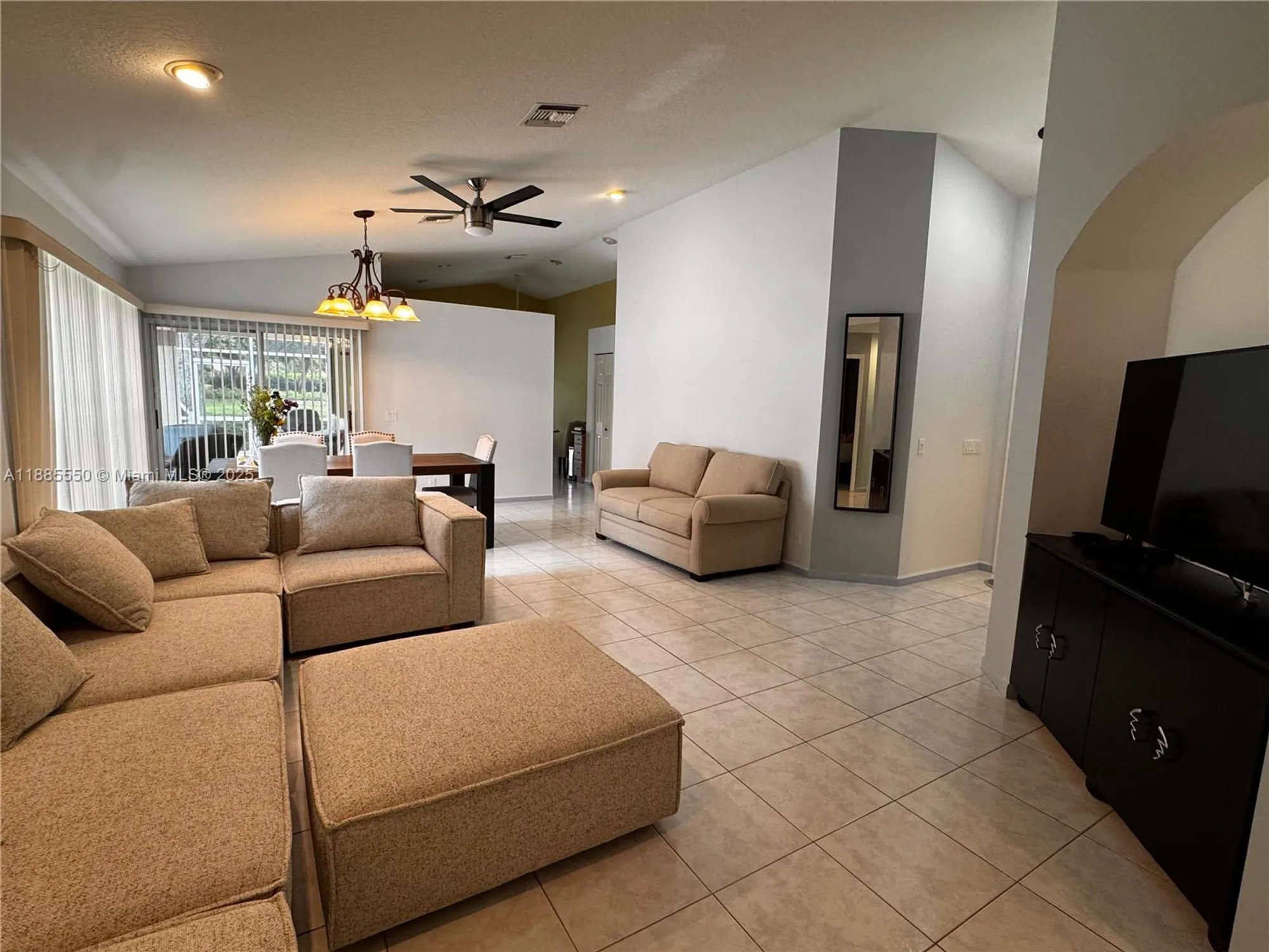 Property Slideshow image 4 of 37 | 7131 whitfield ave, Boynton Beach, FL, 33437