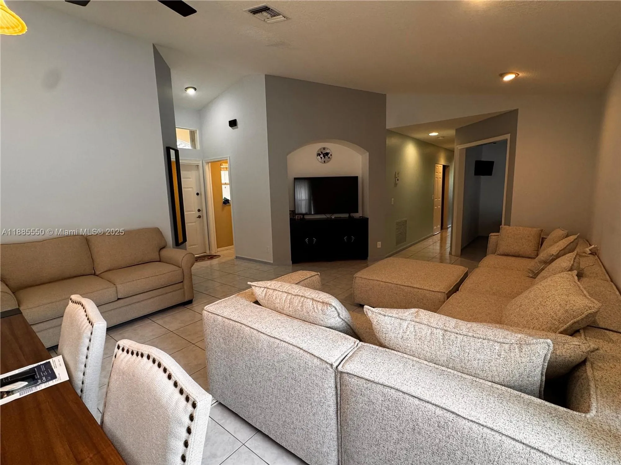 Property Slideshow image 6 of 37 | 7131 whitfield ave, Boynton Beach, FL, 33437