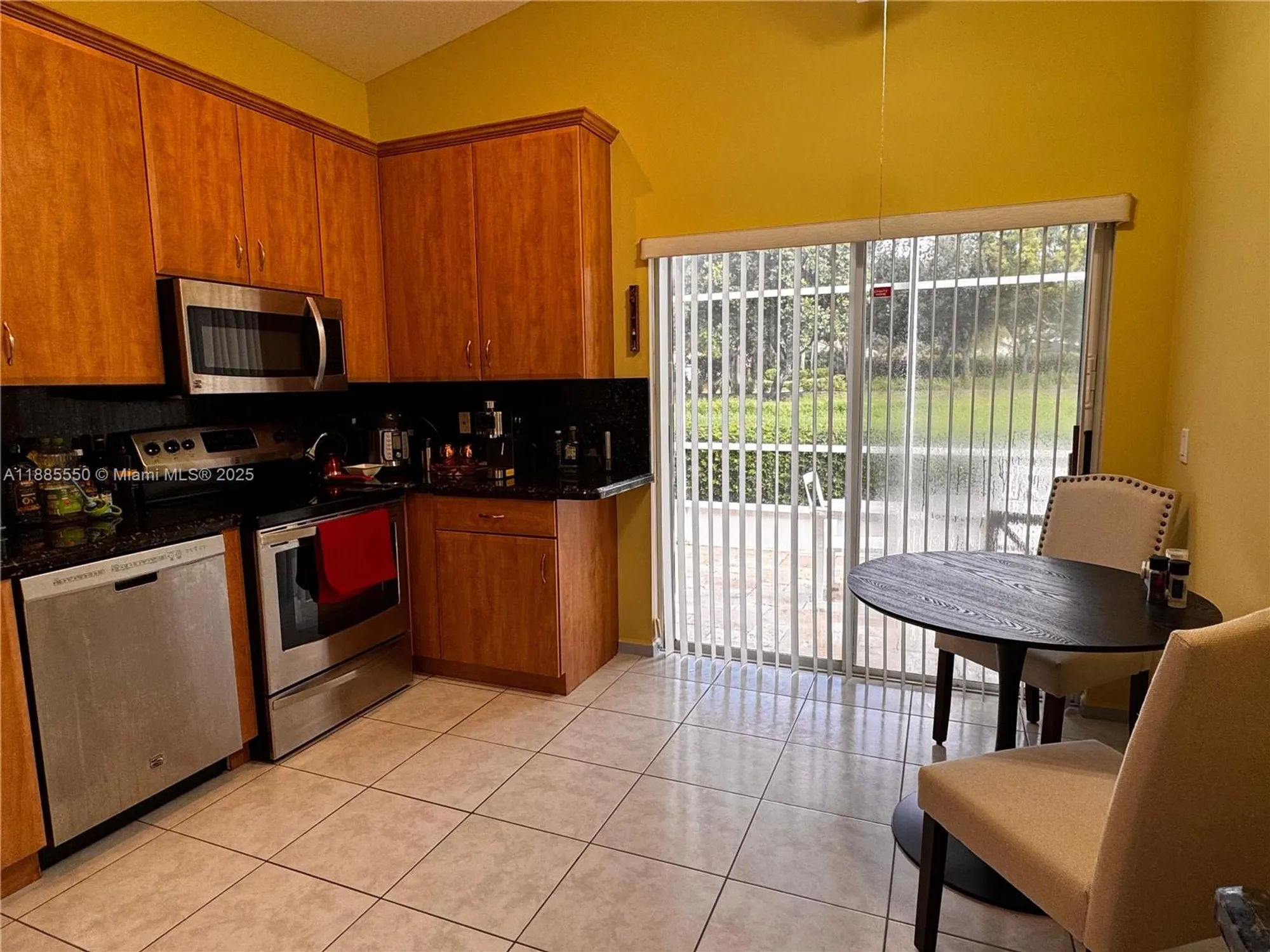 Property Slideshow image 8 of 37 | 7131 whitfield ave, Boynton Beach, FL, 33437