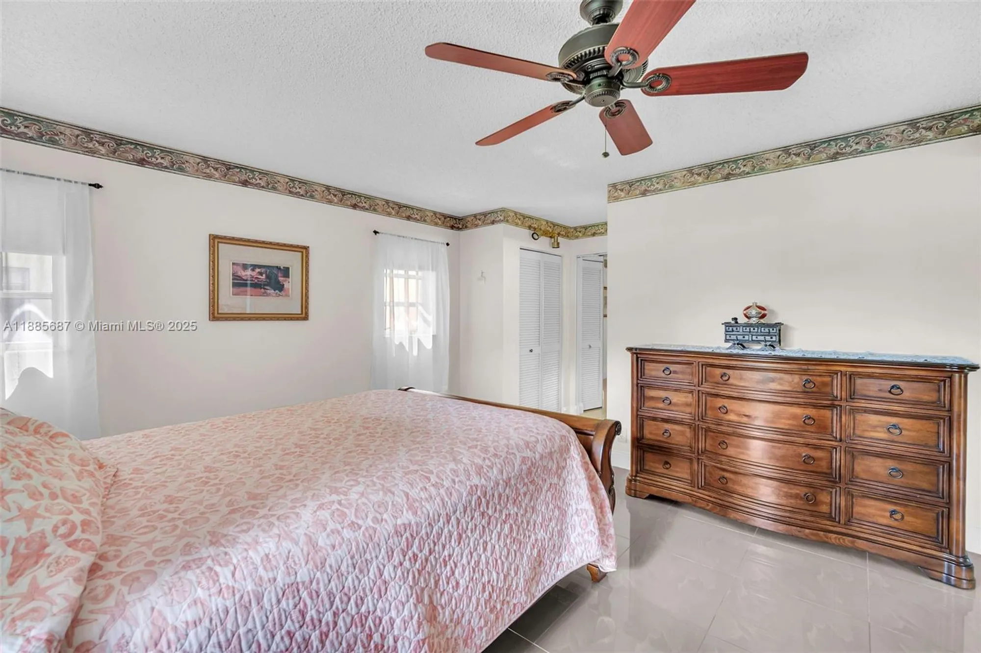 Property Slideshow image 14 of 31 | 150 s hollybrook ter 101, Pembroke Pines, FL, 33025