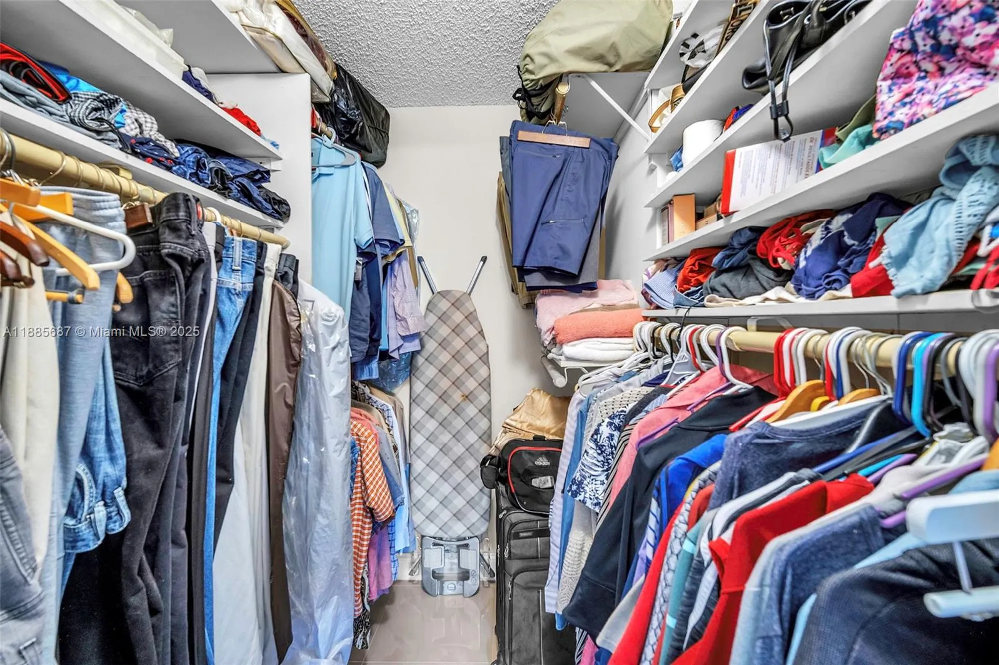 Property Slideshow image 15 of 31 | 150 s hollybrook ter 101, Pembroke Pines, FL, 33025