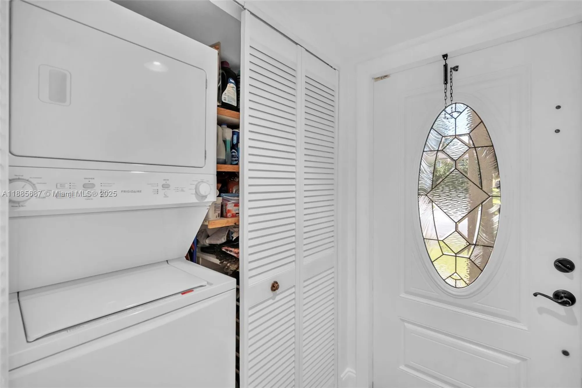 Property Slideshow image 19 of 31 | 150 s hollybrook ter 101, Pembroke Pines, FL, 33025