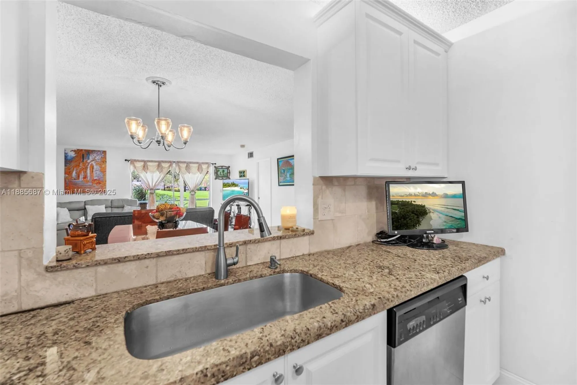 Property Slideshow image 10 of 31 | 150 s hollybrook ter 101, Pembroke Pines, FL, 33025
