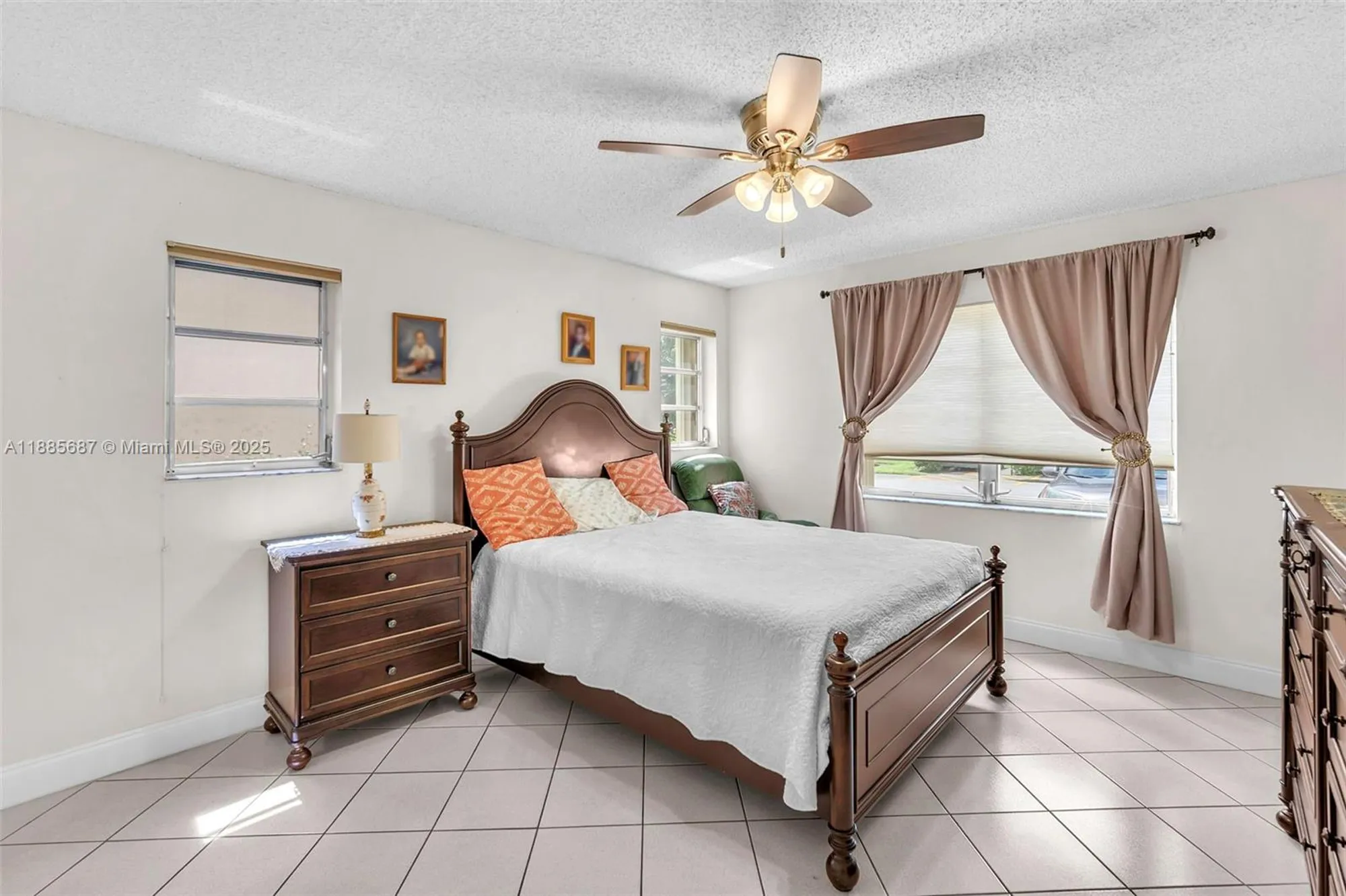 Property Slideshow image 11 of 31 | 150 s hollybrook ter 101, Pembroke Pines, FL, 33025