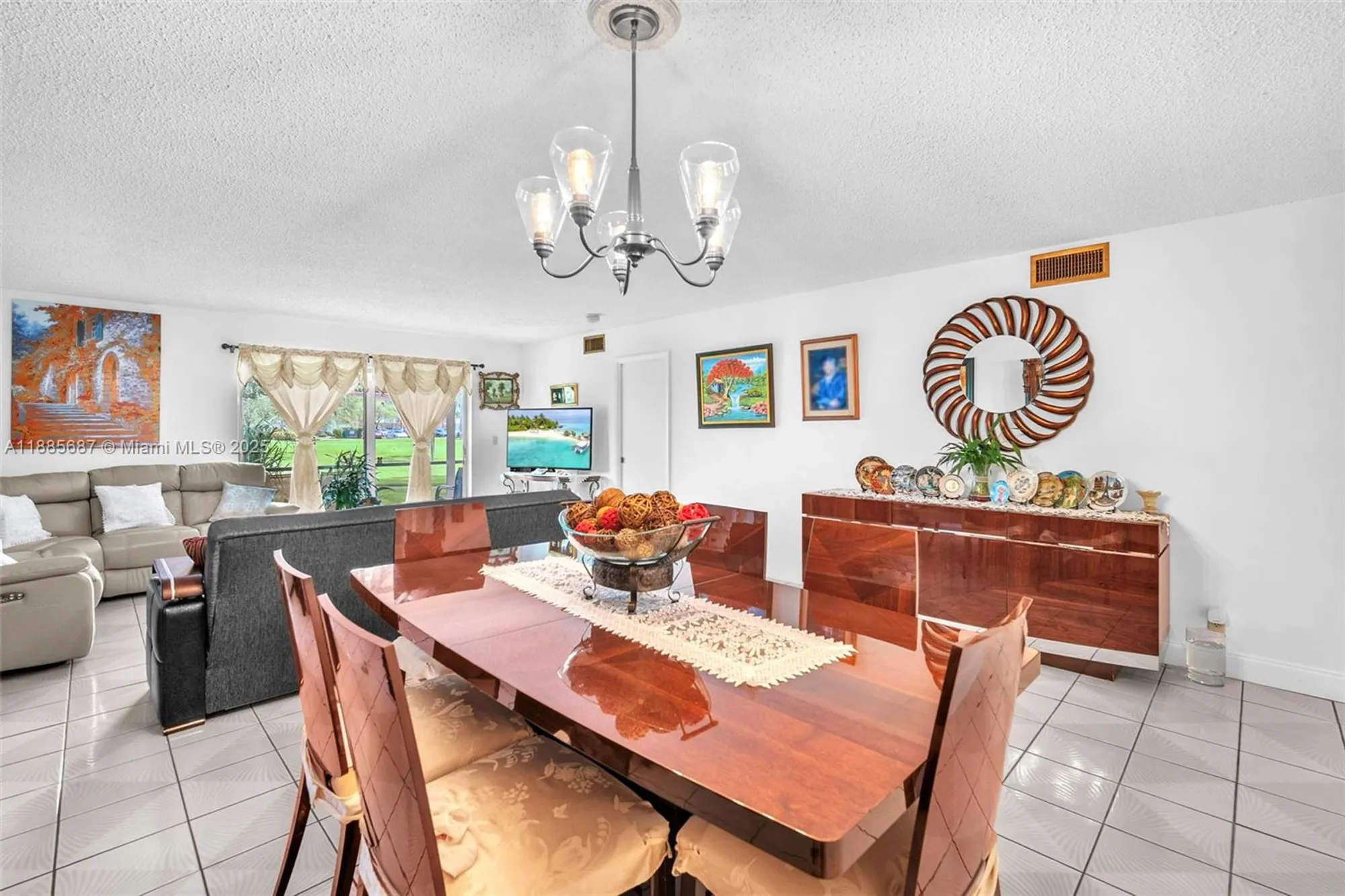 Property Slideshow image 4 of 31 | 150 s hollybrook ter 101, Pembroke Pines, FL, 33025