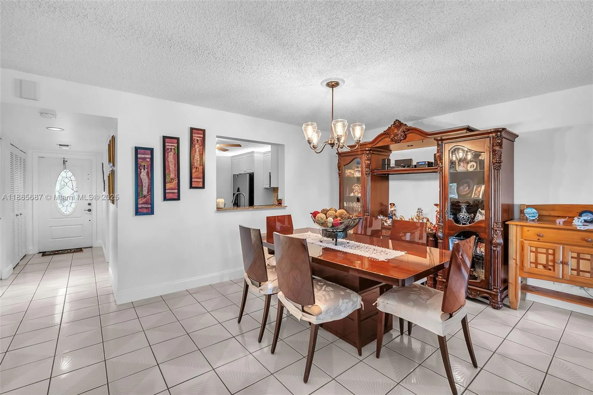 Property Slideshow image 6 of 31 | 150 s hollybrook ter 101, Pembroke Pines, FL, 33025