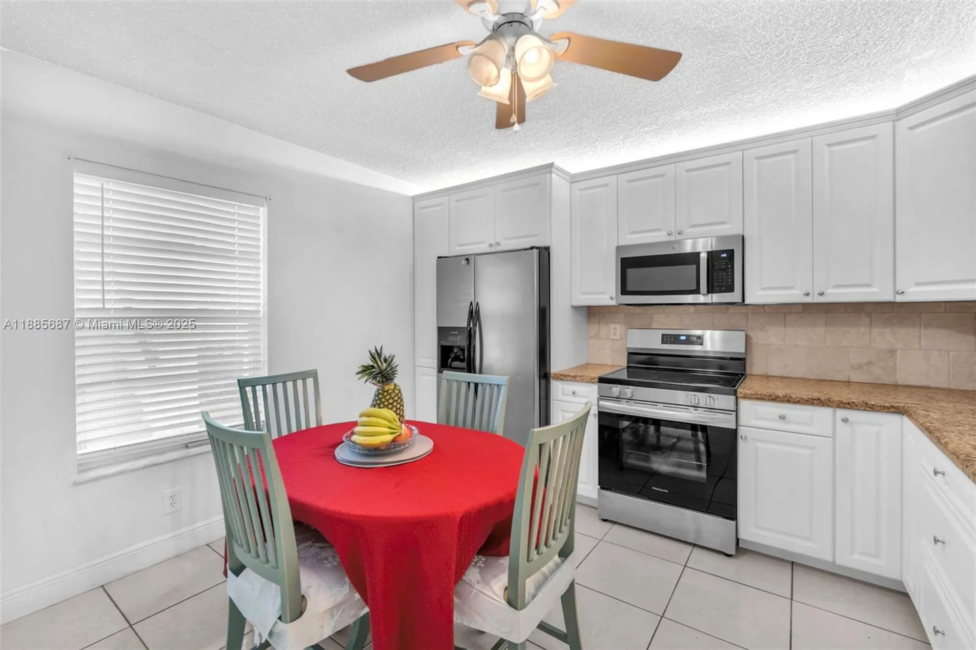 Property Slideshow image 7 of 31 | 150 s hollybrook ter 101, Pembroke Pines, FL, 33025