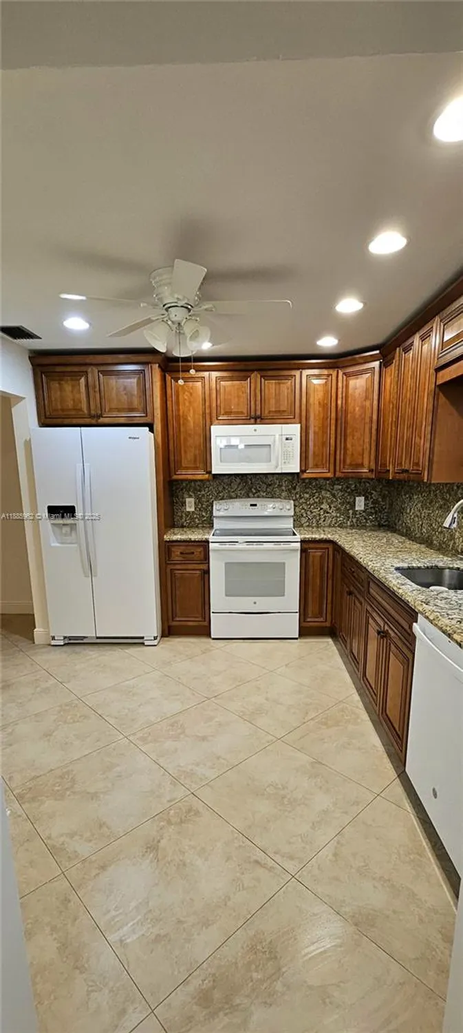 Property Slideshow image 14 of 27 | 13649 cord way, Delray Beach, FL, 33484