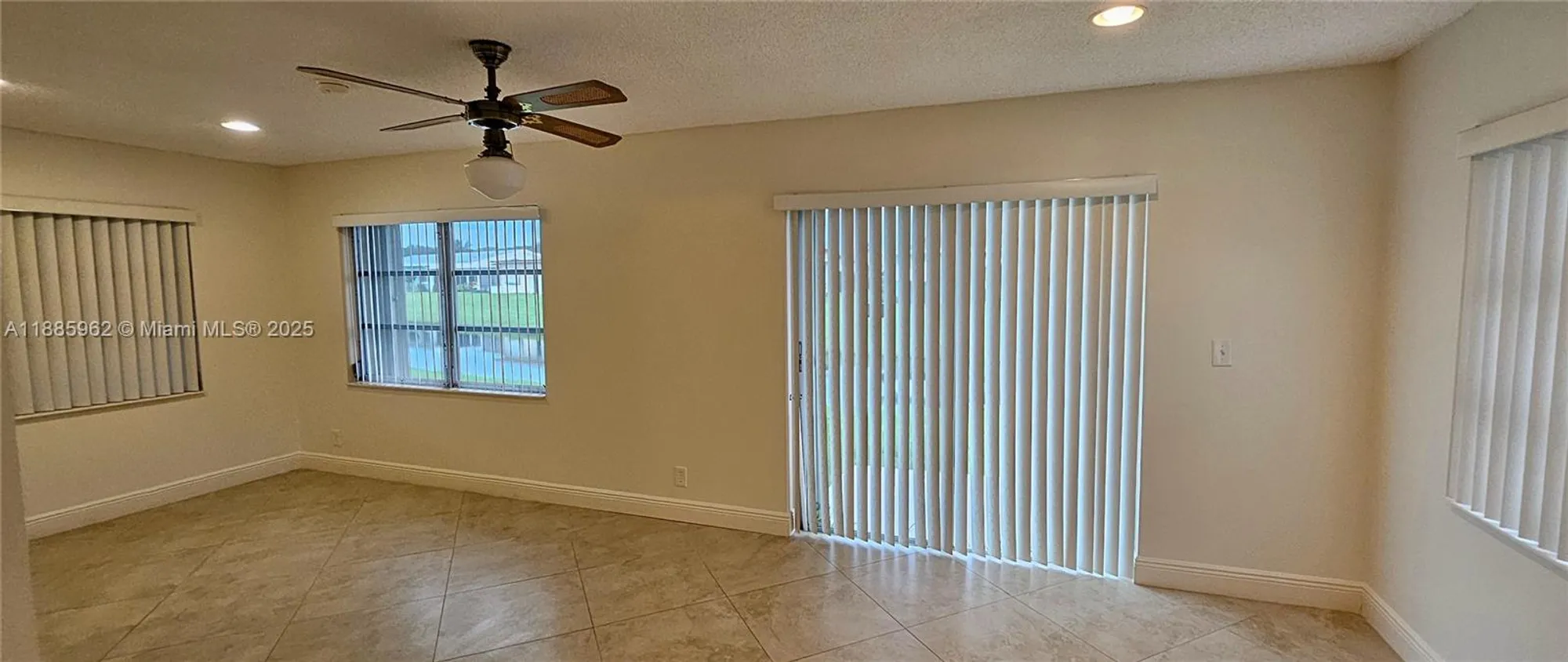 Property Slideshow image 11 of 27 | 13649 cord way, Delray Beach, FL, 33484