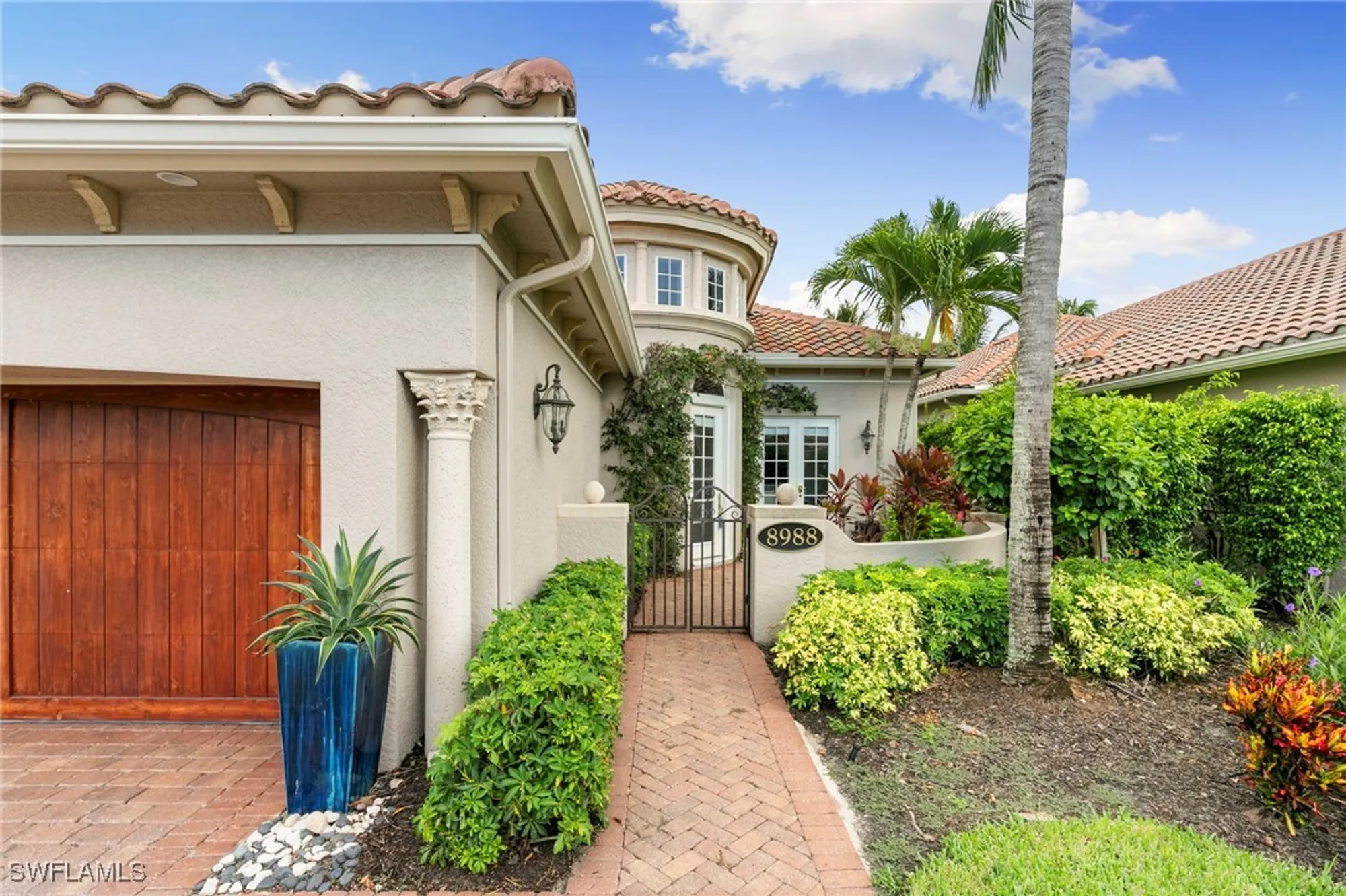 Property Slideshow image 2 of 41 | 8988 cherry oaks trl, Naples, FL, 34114