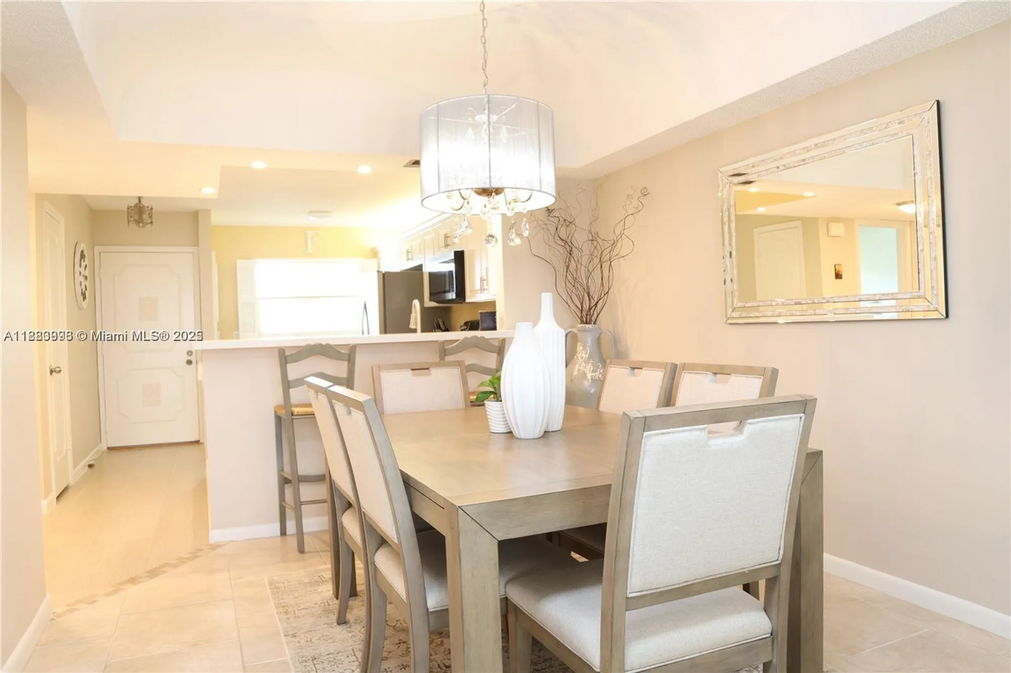 Property Slideshow image 15 of 35 | 23099 barwood ln 304, Boca Raton, FL, 33428