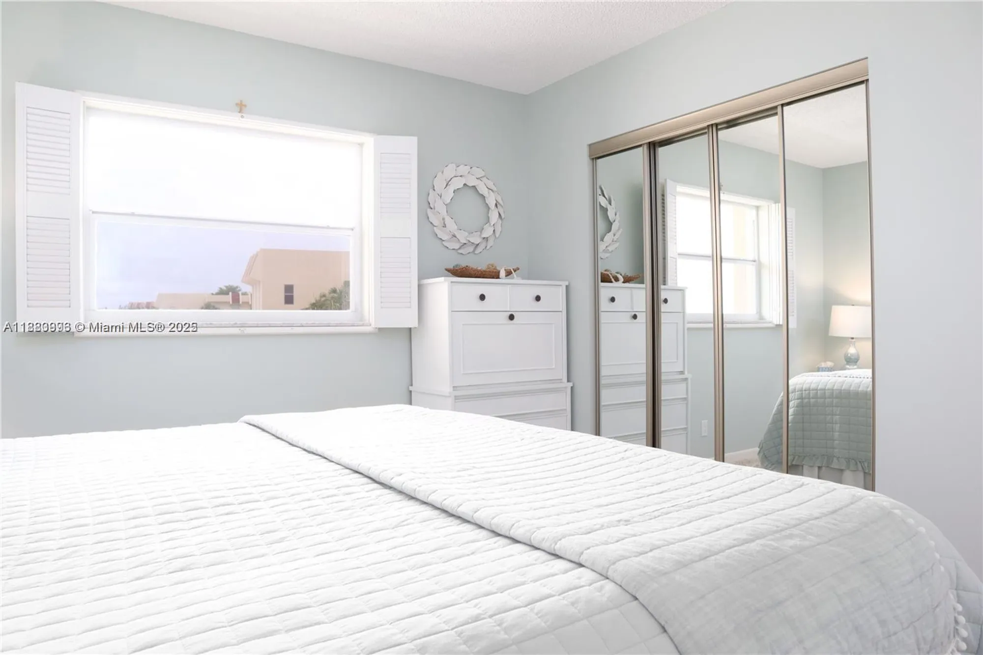 Property Slideshow image 26 of 35 | 23099 barwood ln 304, Boca Raton, FL, 33428