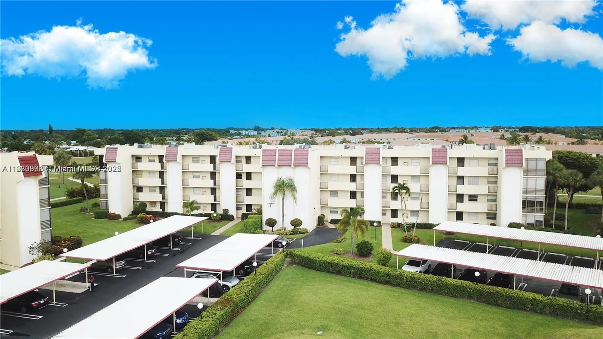 Property Slideshow image 29 of 35 | 23099 barwood ln 304, Boca Raton, FL, 33428