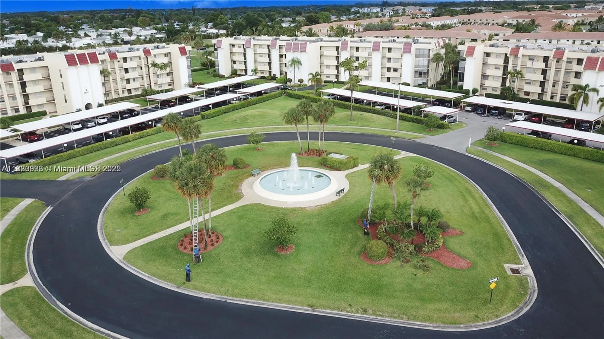 Property Slideshow image 34 of 35 | 23099 barwood ln 304, Boca Raton, FL, 33428