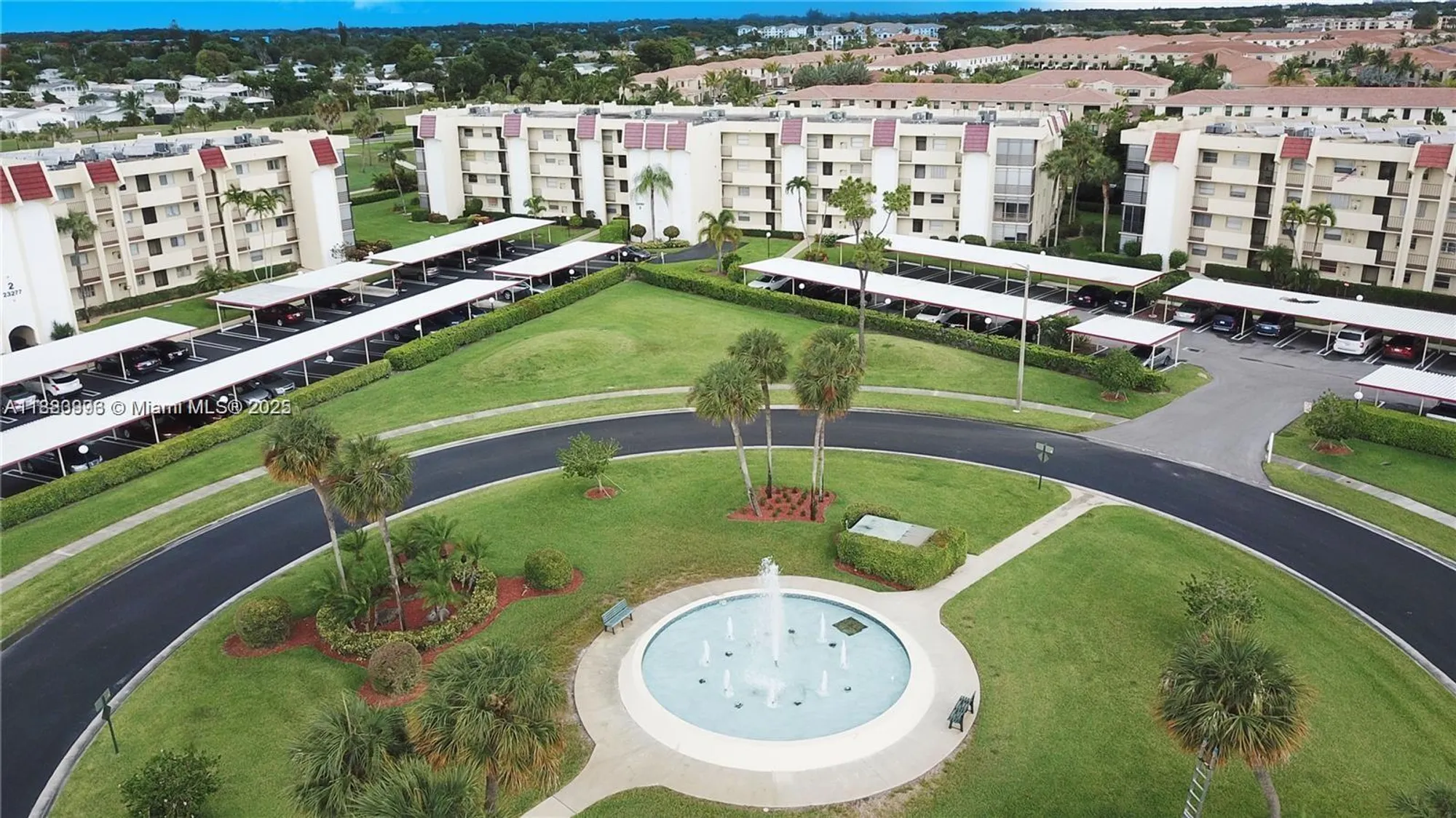 Property Slideshow image 30 of 35 | 23099 barwood ln 304, Boca Raton, FL, 33428