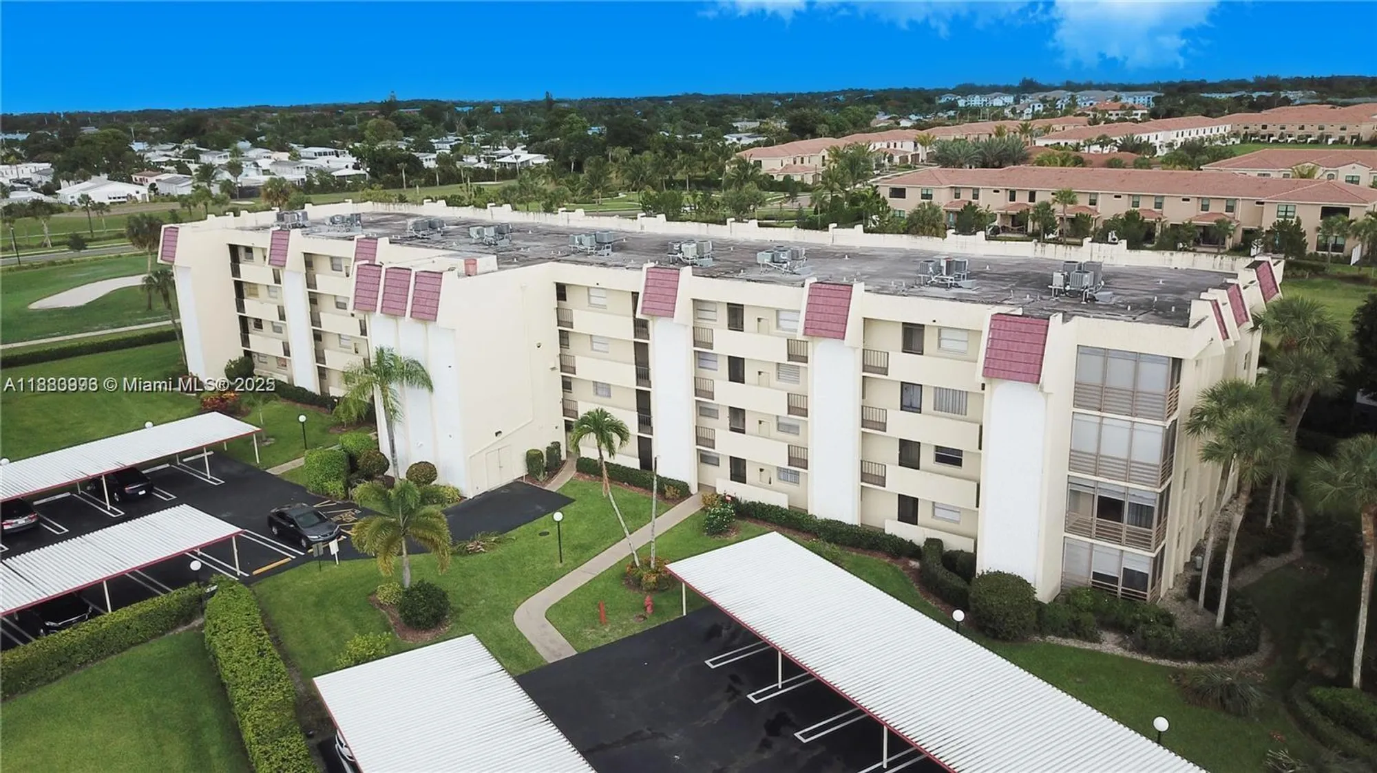 Property Slideshow image 31 of 35 | 23099 barwood ln 304, Boca Raton, FL, 33428