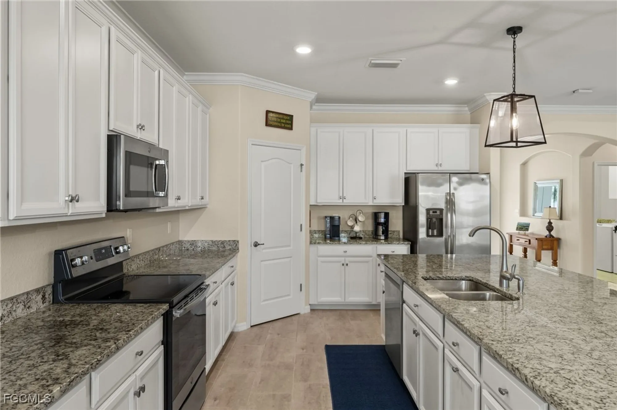 Property Slideshow image 14 of 40 | 17413 newberry ln, Estero, FL, 33928