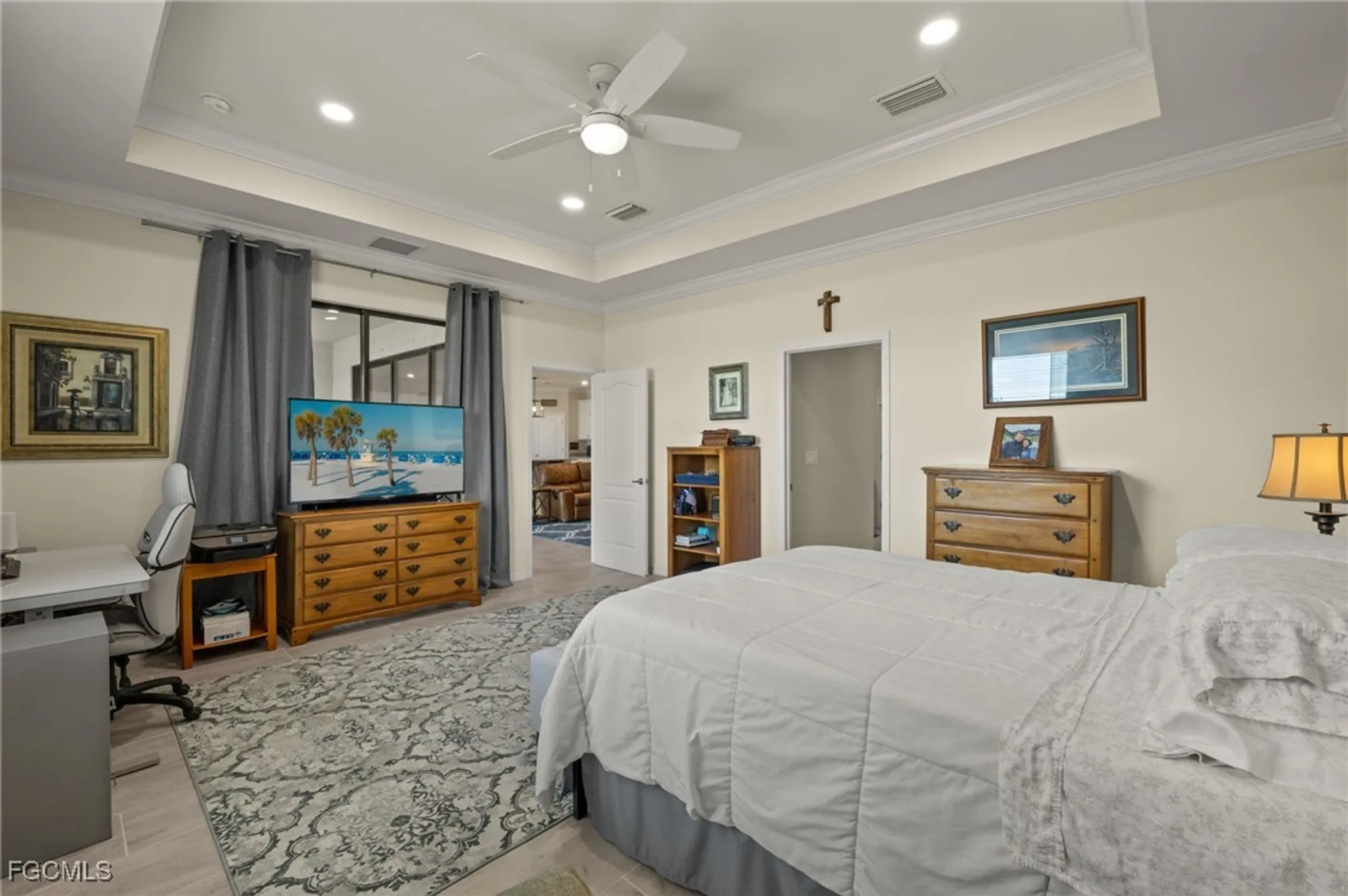 Property Slideshow image 19 of 40 | 17413 newberry ln, Estero, FL, 33928