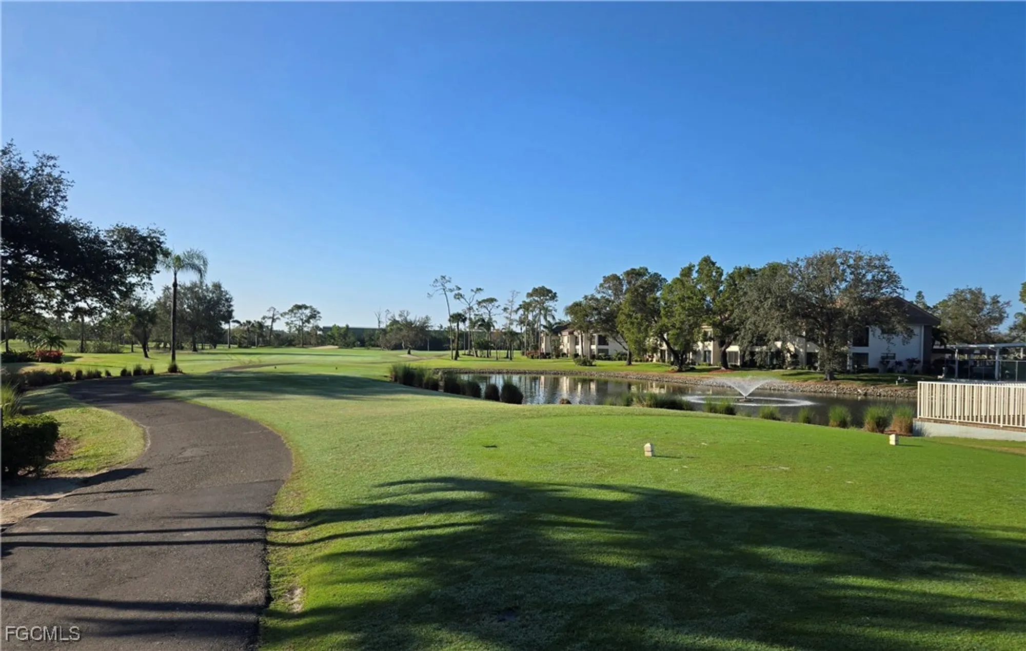 Property Slideshow image 26 of 28 | 5790 trailwinds dr 111, Fort Myers, FL, 33907