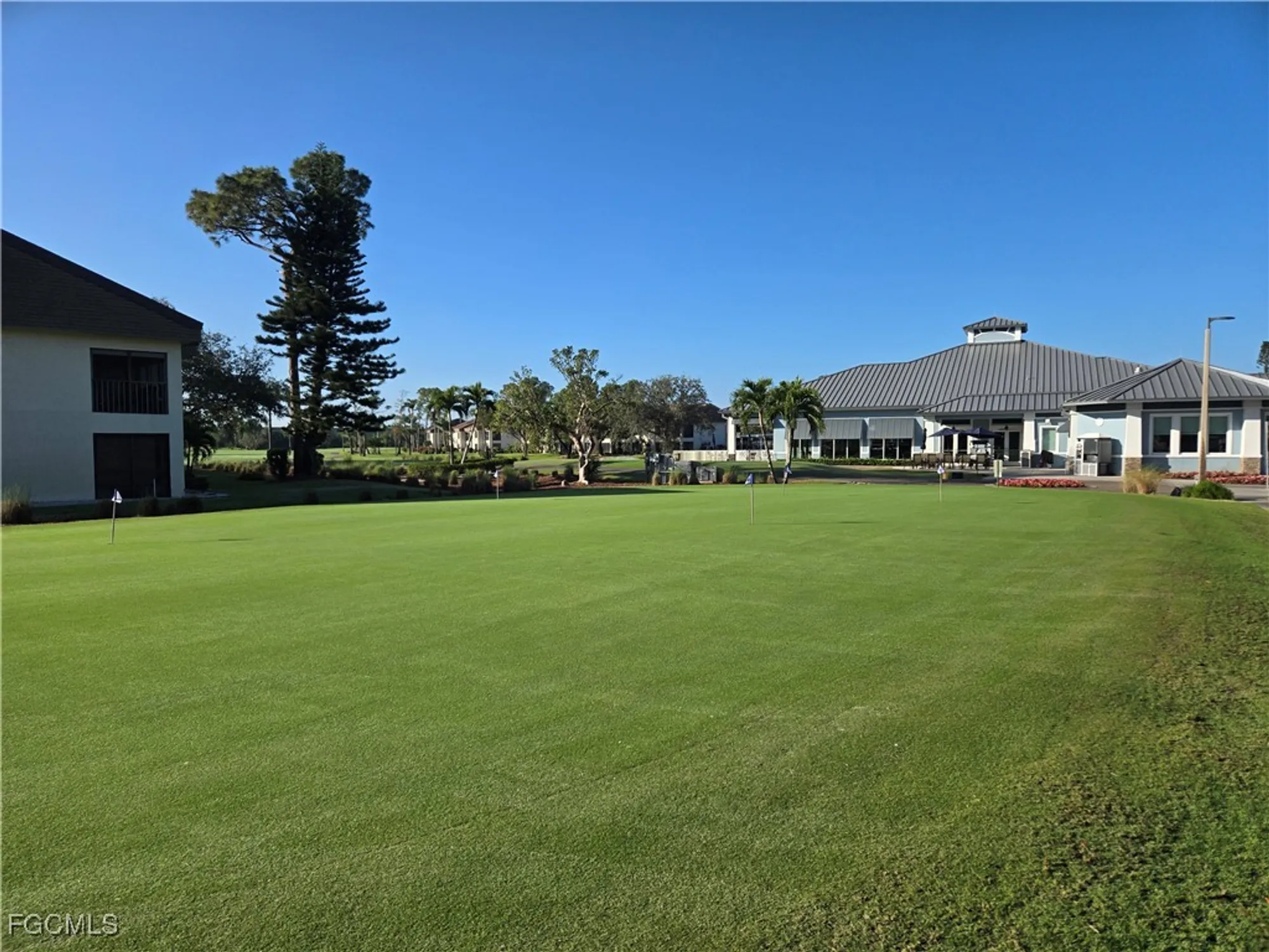 Property Slideshow image 27 of 28 | 5790 trailwinds dr 111, Fort Myers, FL, 33907