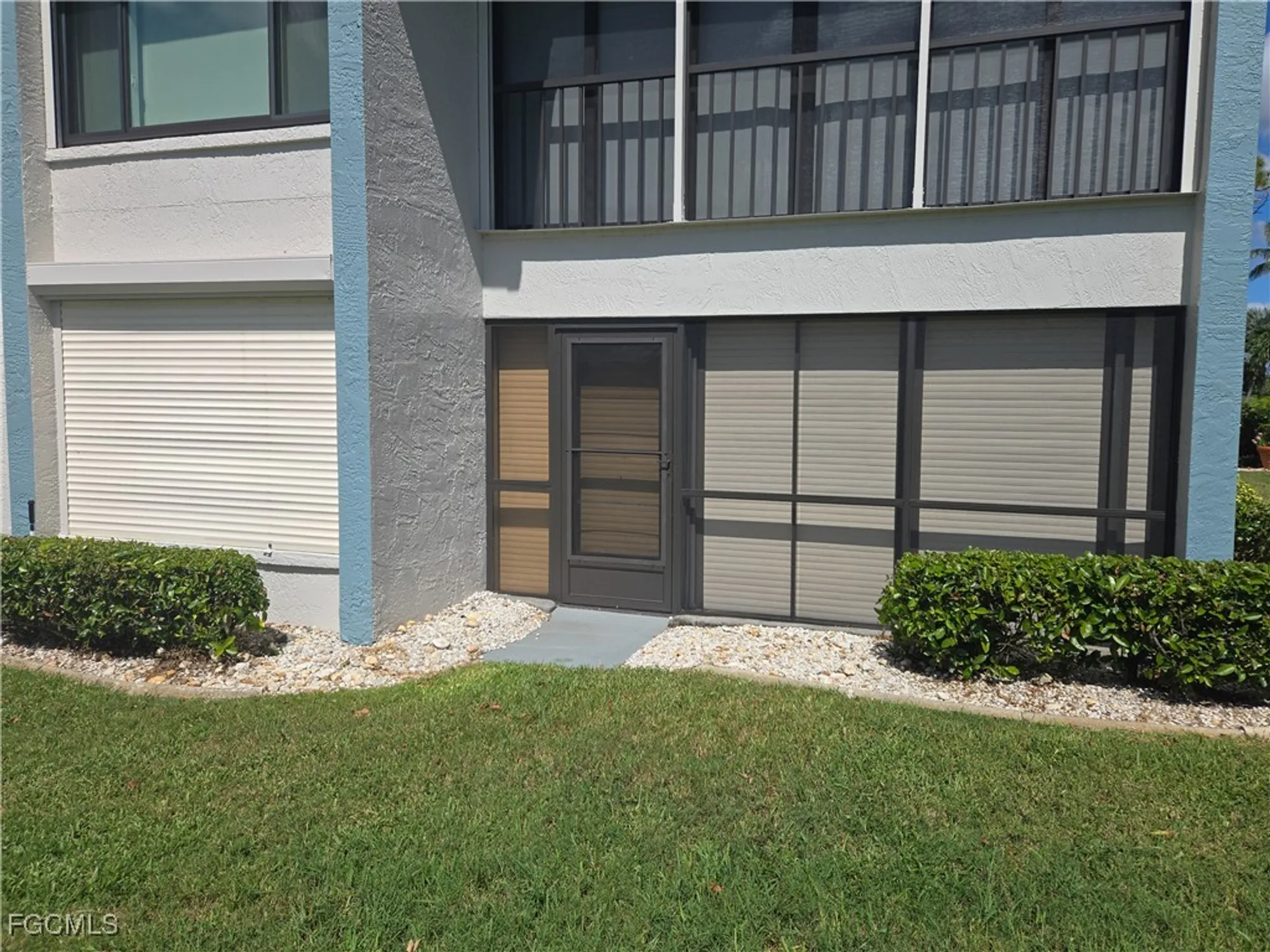 Property Slideshow image 20 of 28 | 5790 trailwinds dr 111, Fort Myers, FL, 33907