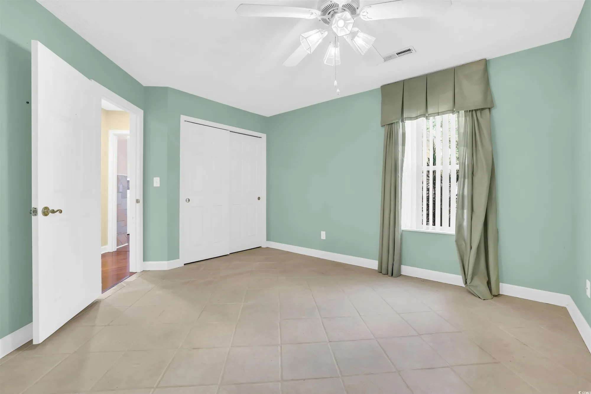 Property Slideshow image 10 of 40 | 9350 pinckney ln, Murrells Inlet, SC, 29576