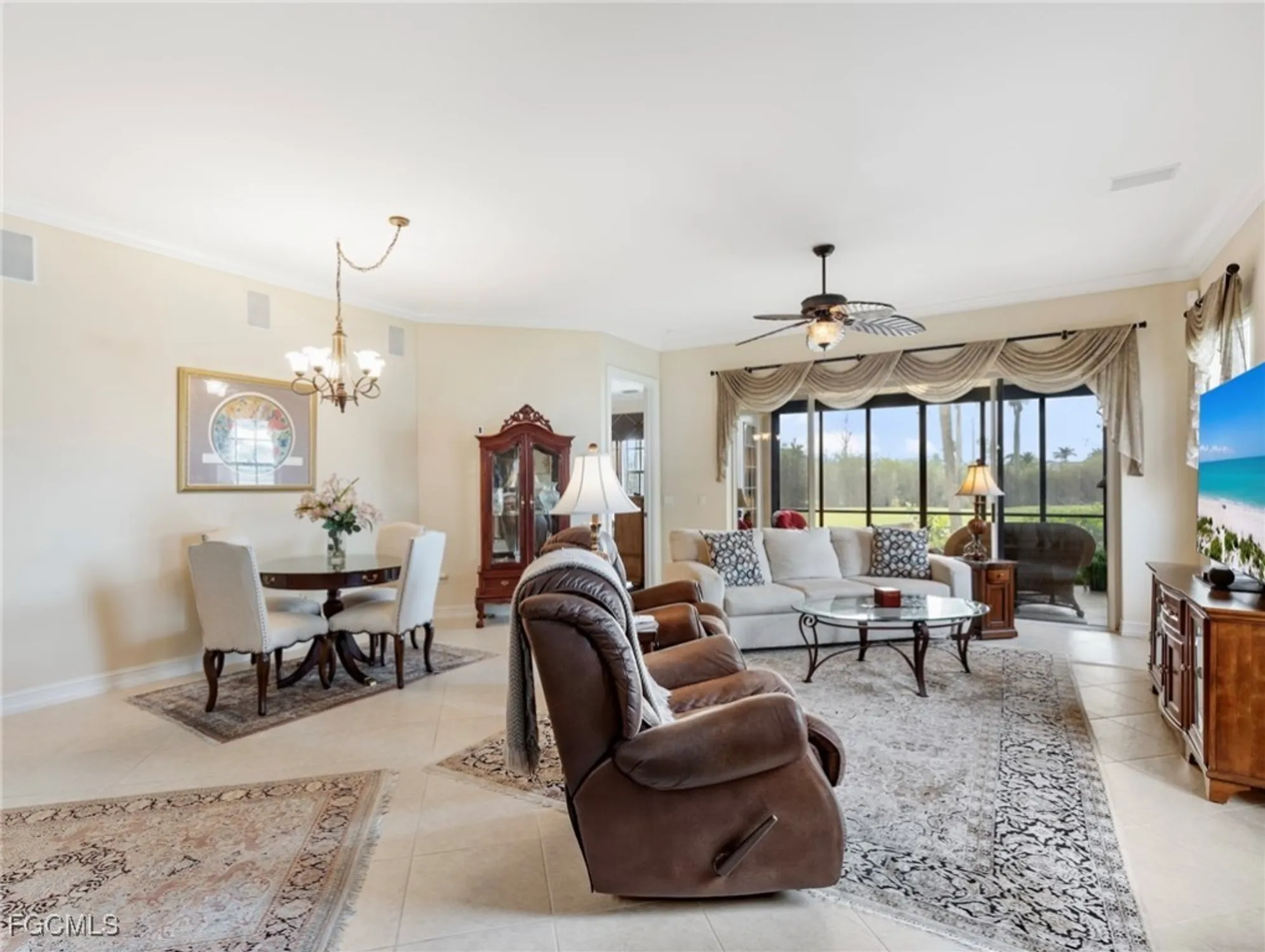 Property Slideshow image 8 of 45 | 11239 bienvenida ct unit 102, Fort Myers, FL, 33908