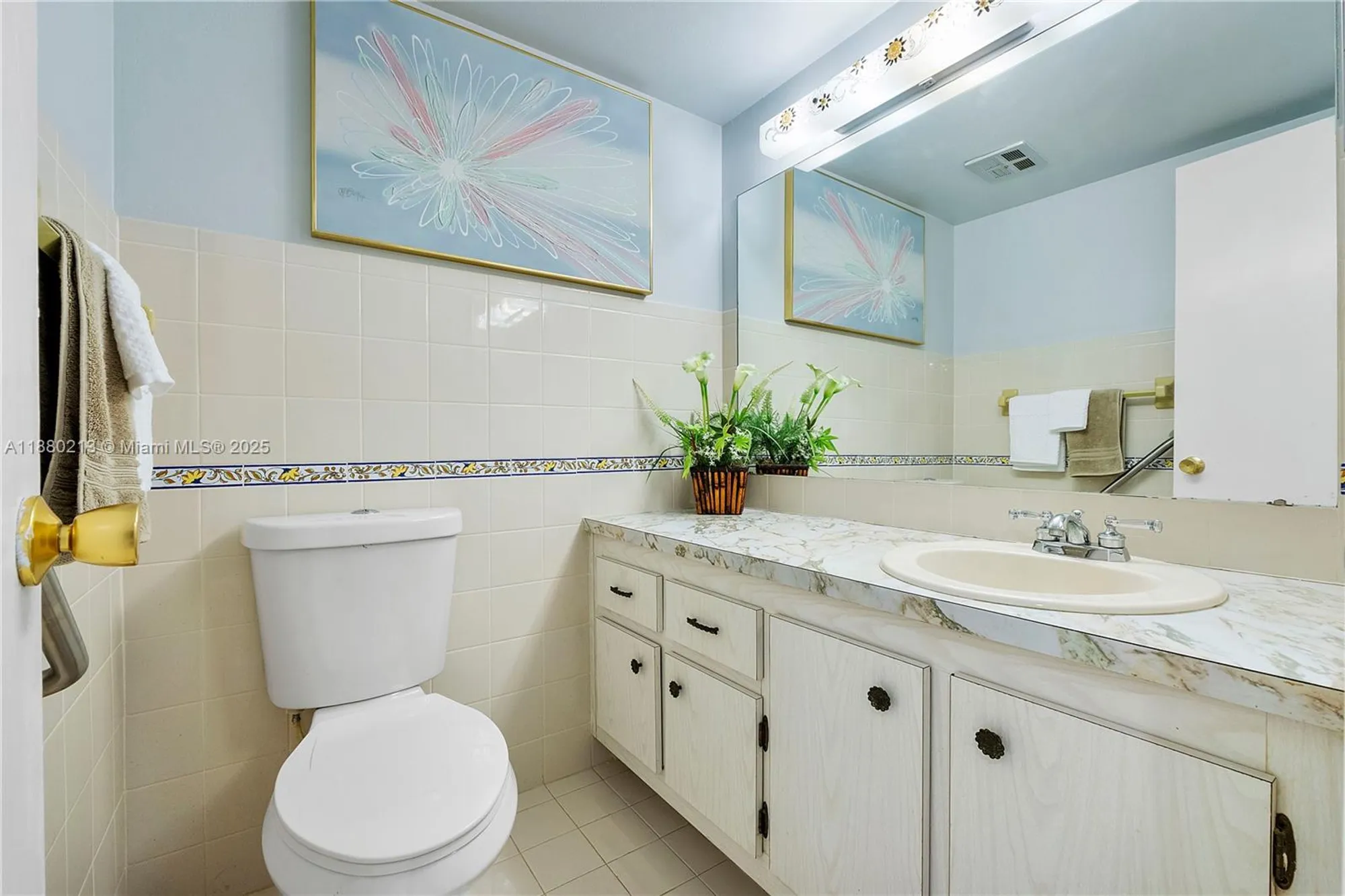Property Slideshow image 21 of 45 | 4851 nw 21st st 109, Lauderhill, FL, 33313