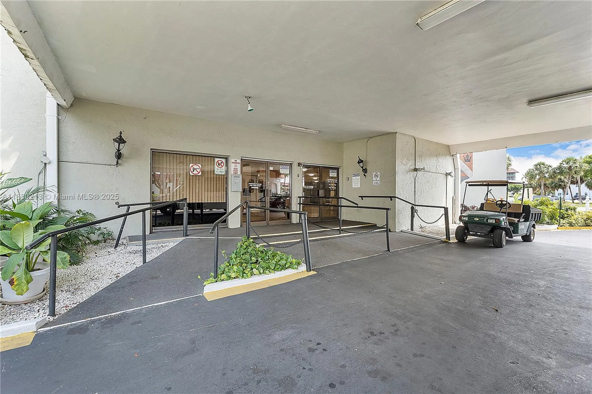 Property Slideshow image 43 of 45 | 4851 nw 21st st 109, Lauderhill, FL, 33313