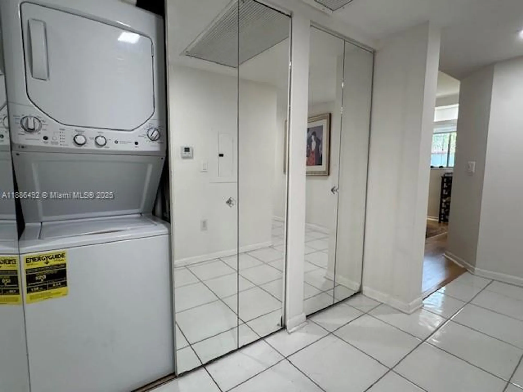 Property Slideshow image 16 of 36 | 950 sw 138th ave 314b, Pembroke Pines, FL, 33027