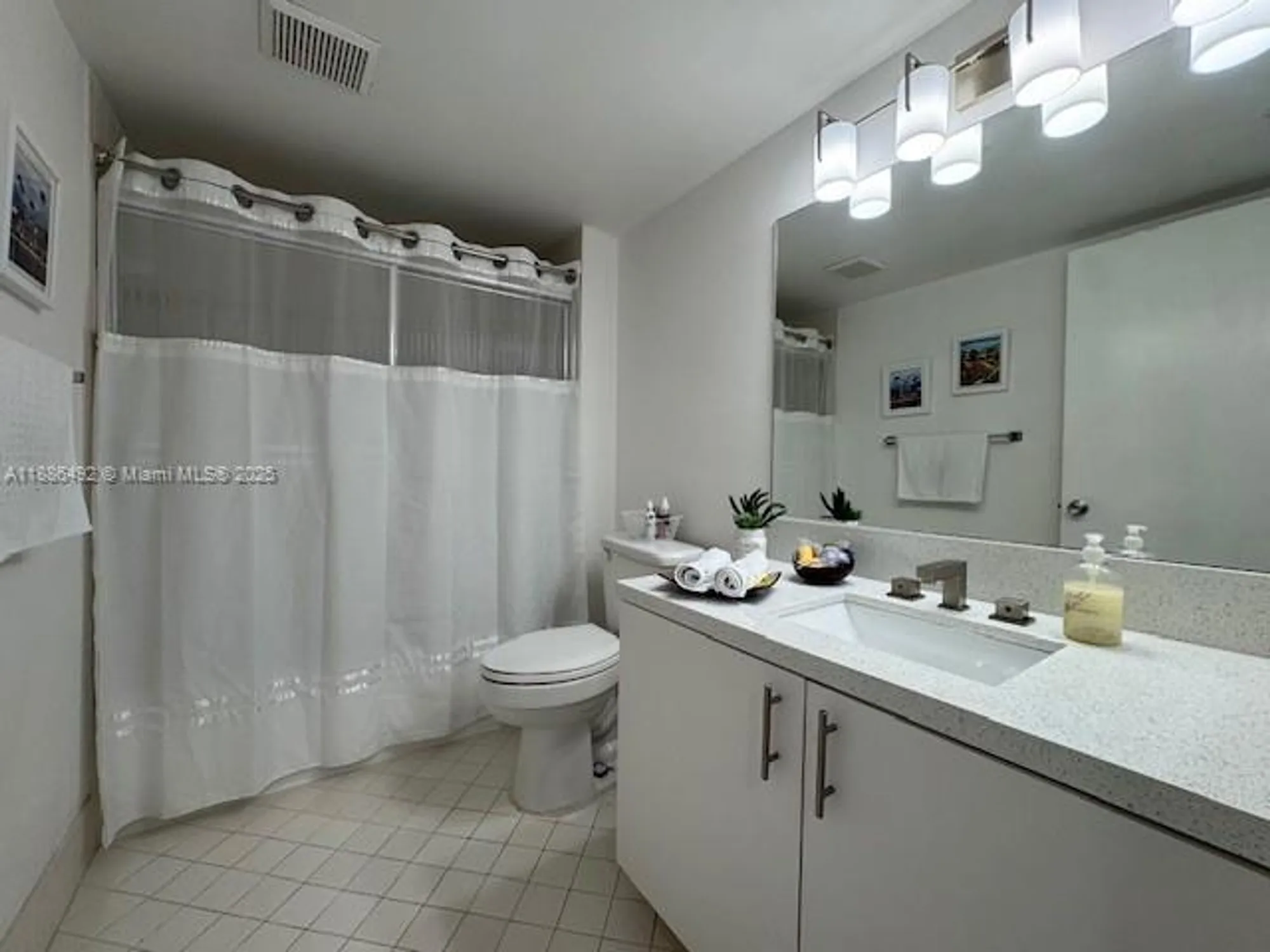 Property Slideshow image 17 of 36 | 950 sw 138th ave 314b, Pembroke Pines, FL, 33027