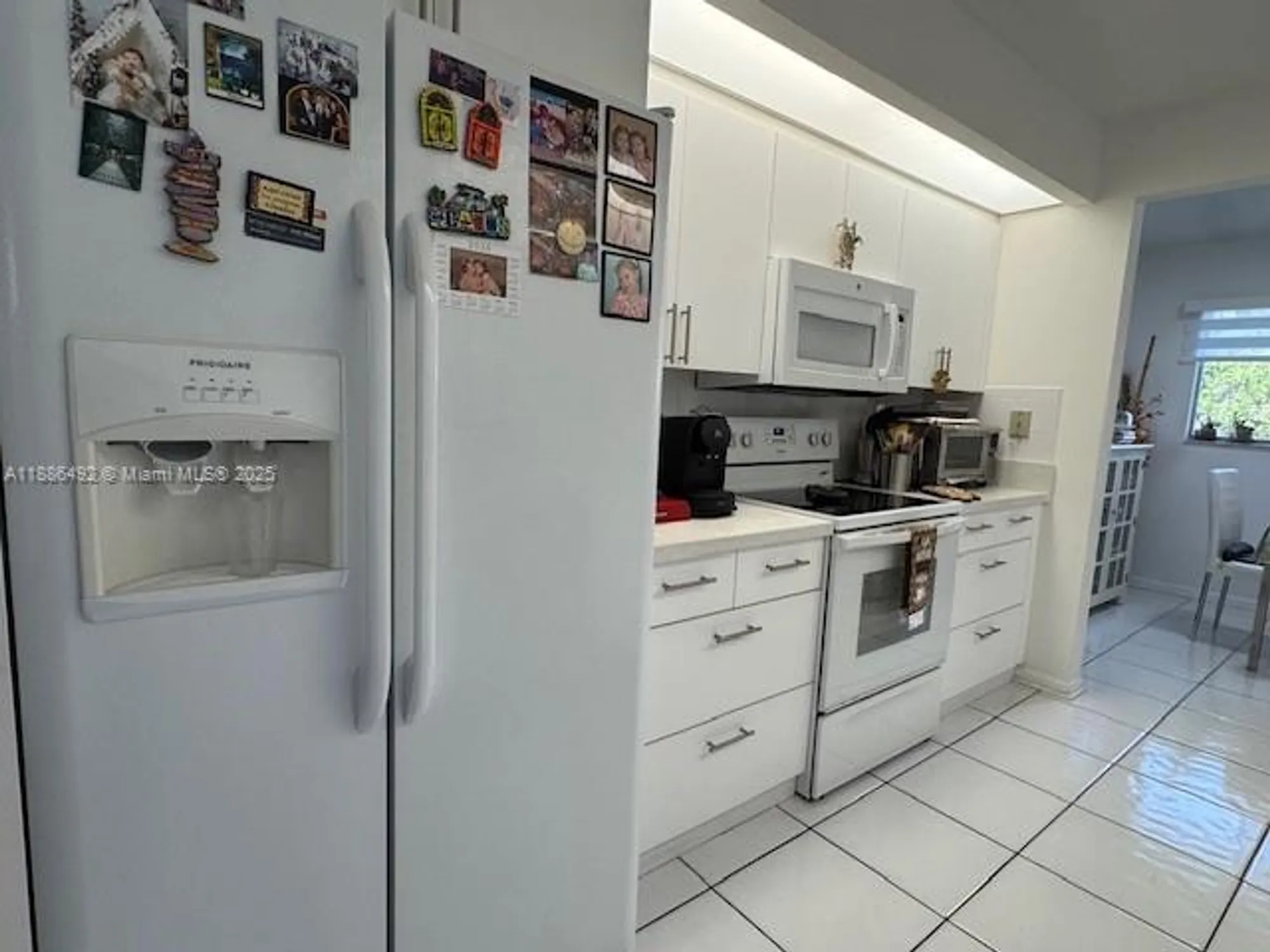 Property Slideshow image 11 of 36 | 950 sw 138th ave 314b, Pembroke Pines, FL, 33027