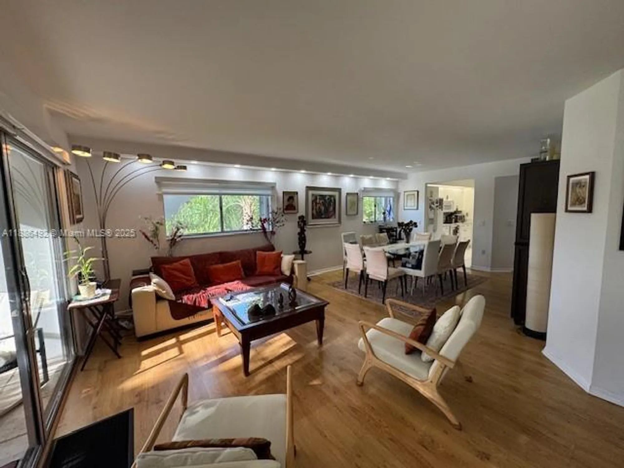 Property Slideshow image 24 of 36 | 950 sw 138th ave 314b, Pembroke Pines, FL, 33027